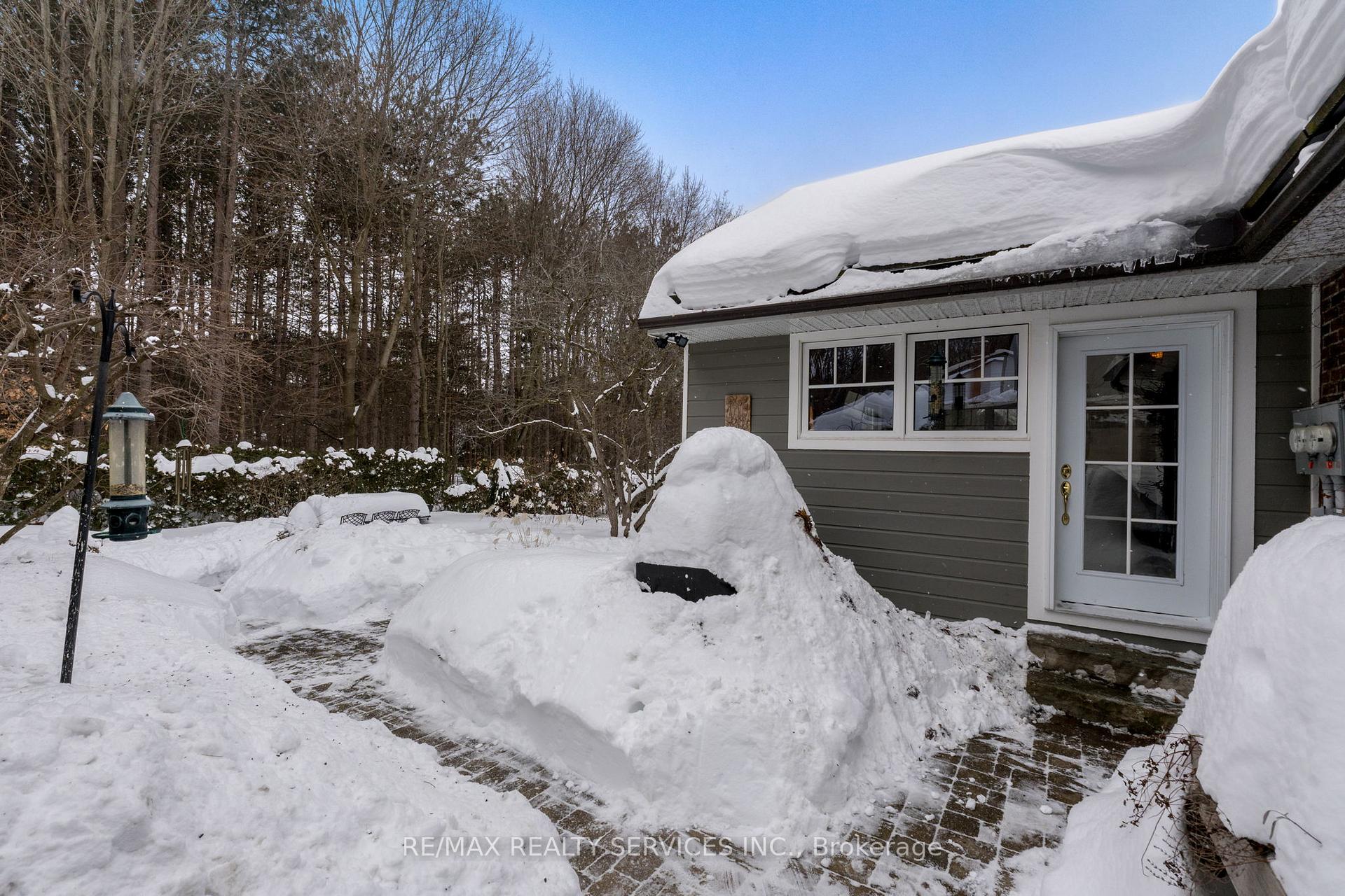 Photo 3 of 25 Orsi Road, Caledon, Caledon East — HOMEH