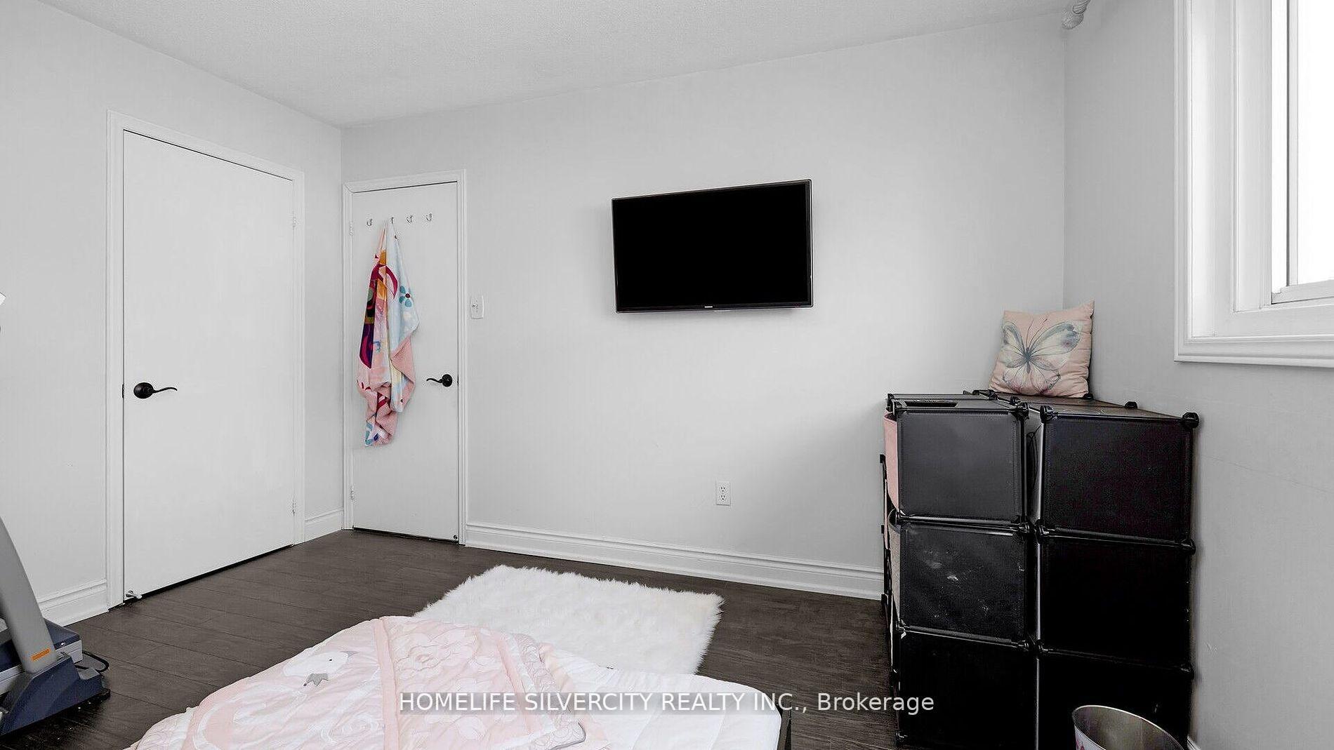 Photo 36 of 75 Stoneledge Circle, Brampton, Sandringham-Wellington — HOMEH