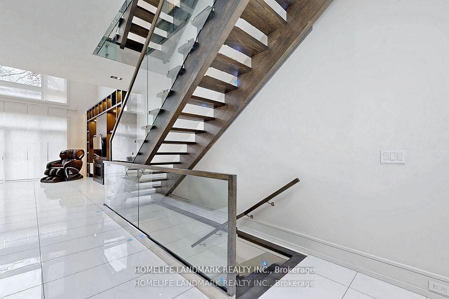 Photo 21 of 301 Jedburgh Road, Toronto, Lawrence Park North — HOMEH