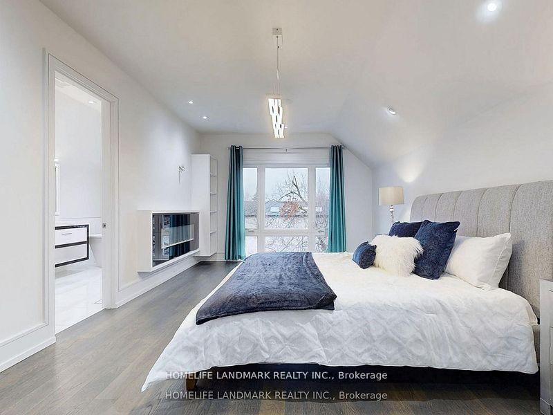 Photo 30 of 301 Jedburgh Road, Toronto, Lawrence Park North — HOMEH