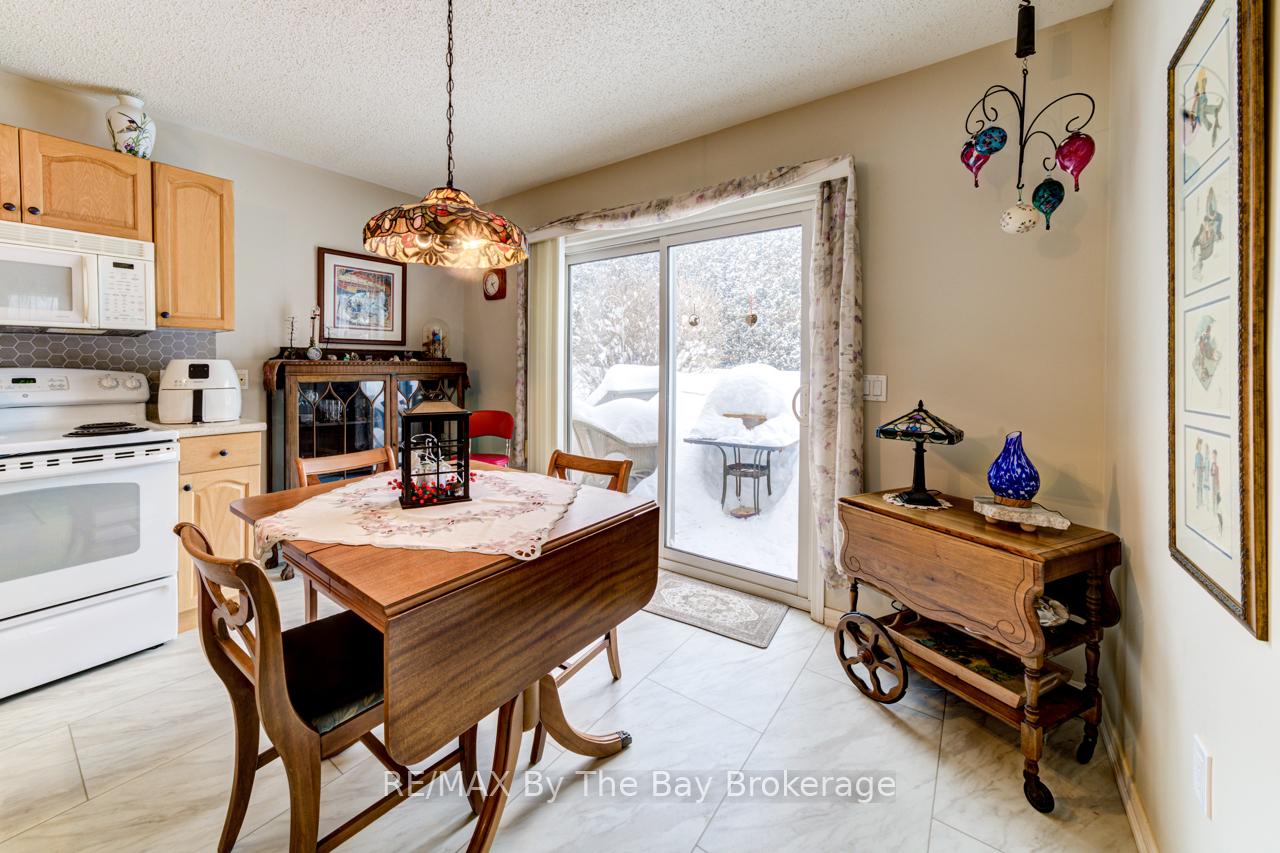 Photo 30 of 27 Pennsylvania Avenue E, Wasaga Beach — HOMEH