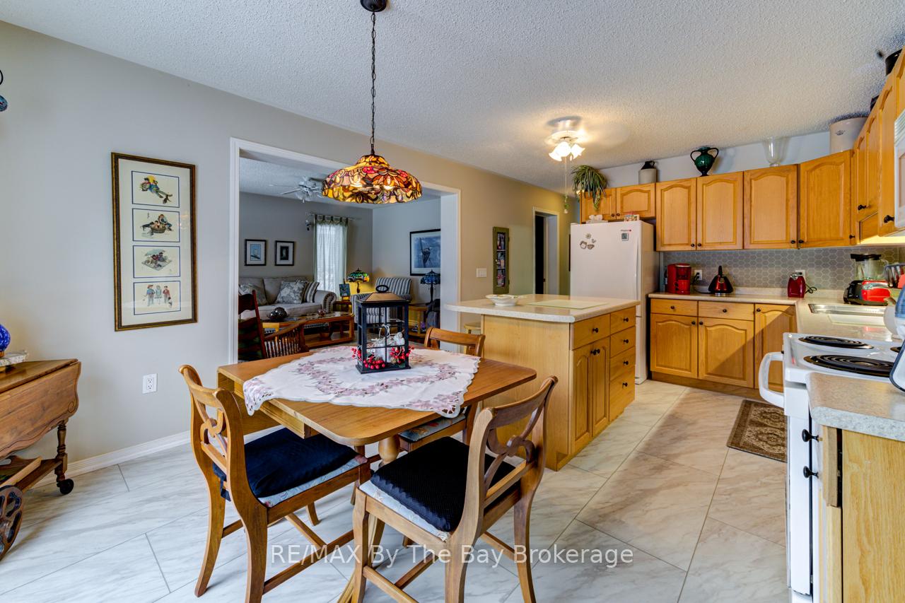 Photo 27 of 27 Pennsylvania Avenue E, Wasaga Beach — HOMEH