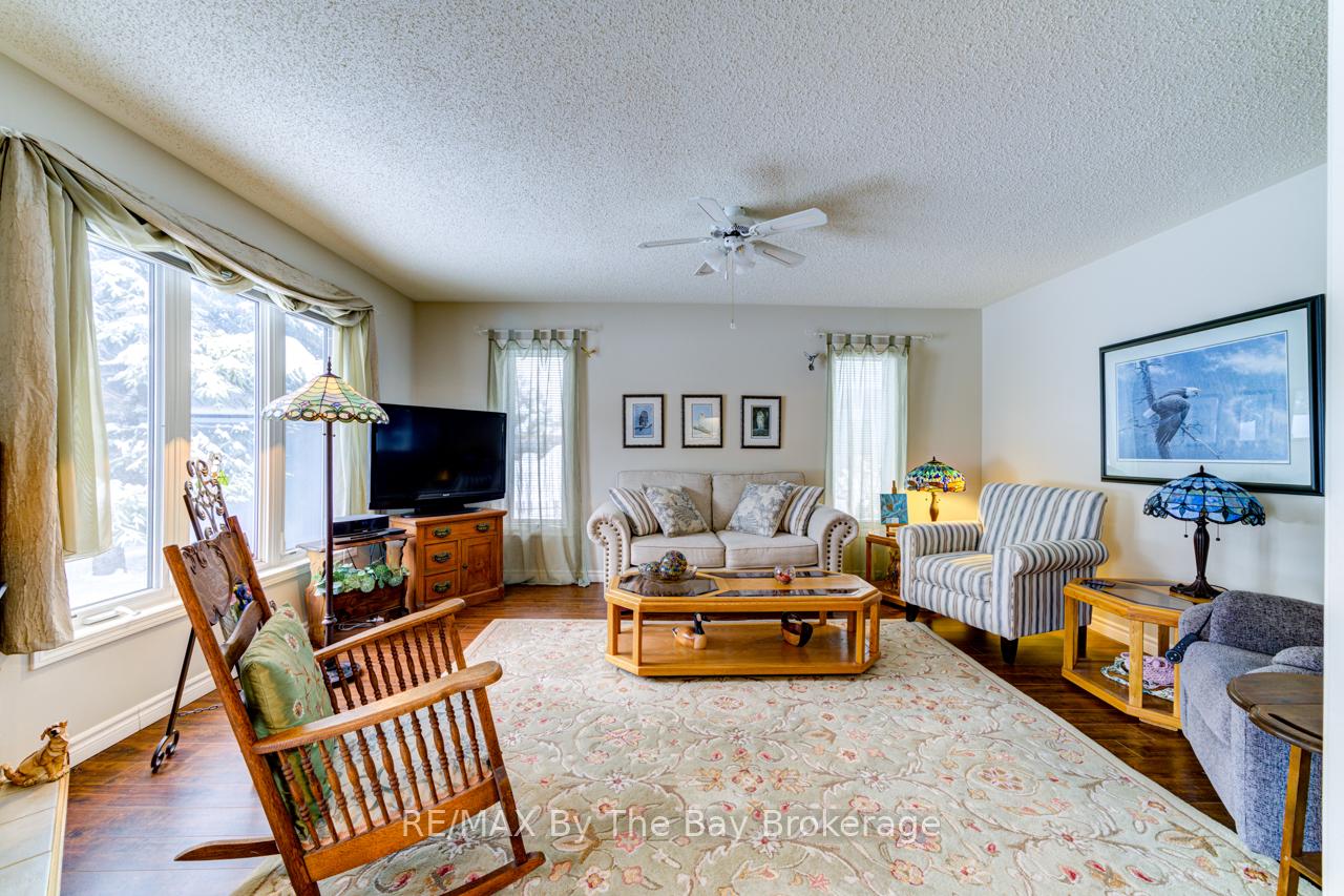 Photo 29 of 27 Pennsylvania Avenue E, Wasaga Beach — HOMEH