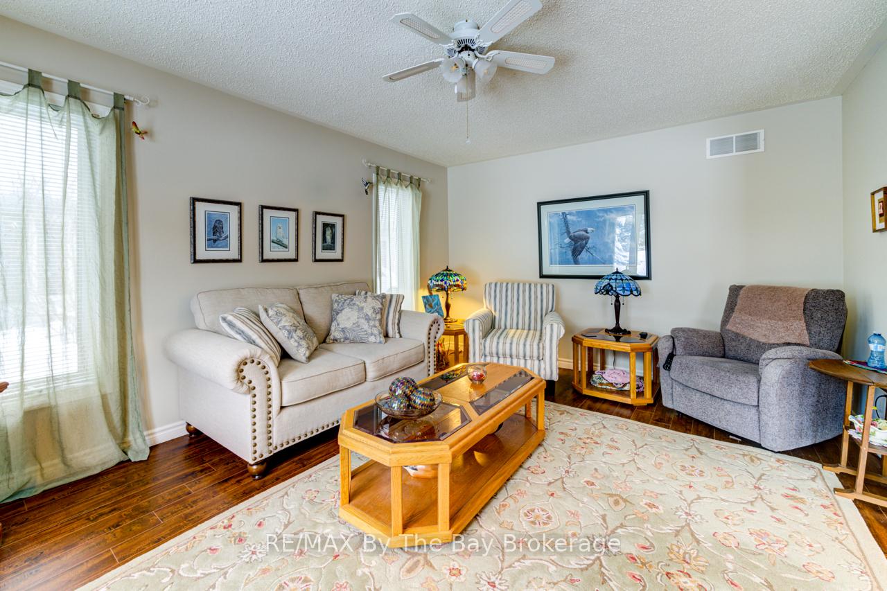 Photo 28 of 27 Pennsylvania Avenue E, Wasaga Beach — HOMEH