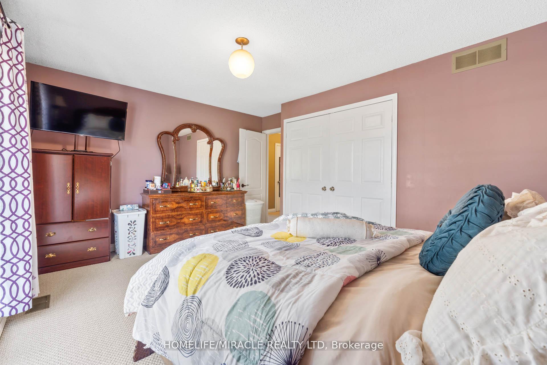 Photo 24 of 73 Garrard Road, Whitby, Blue Grass Meadows — HOMEH