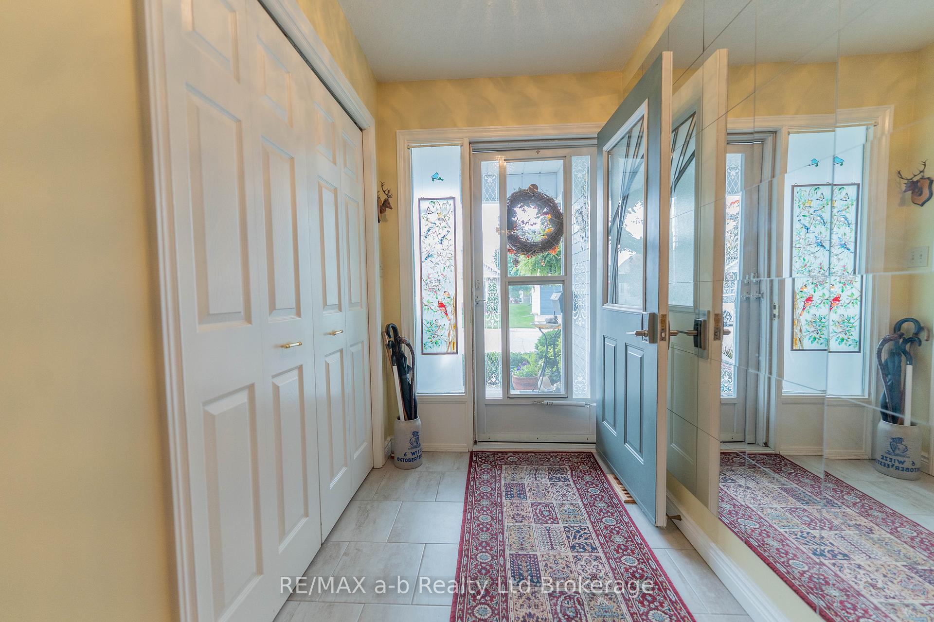 Photo 18 of 53 Hawkins Crescent, Tillsonburg — HOMEH