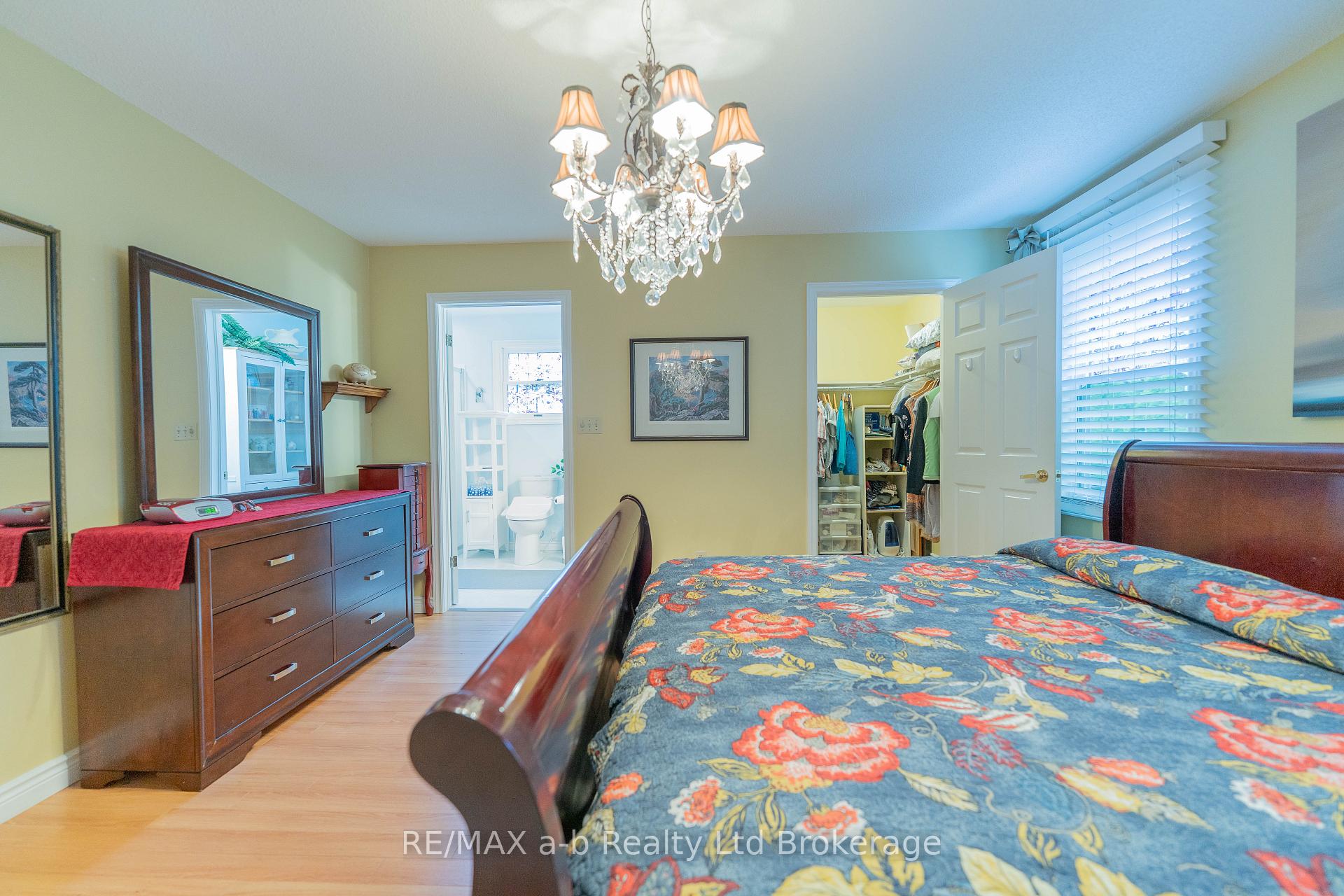 Photo 20 of 53 Hawkins Crescent, Tillsonburg — HOMEH