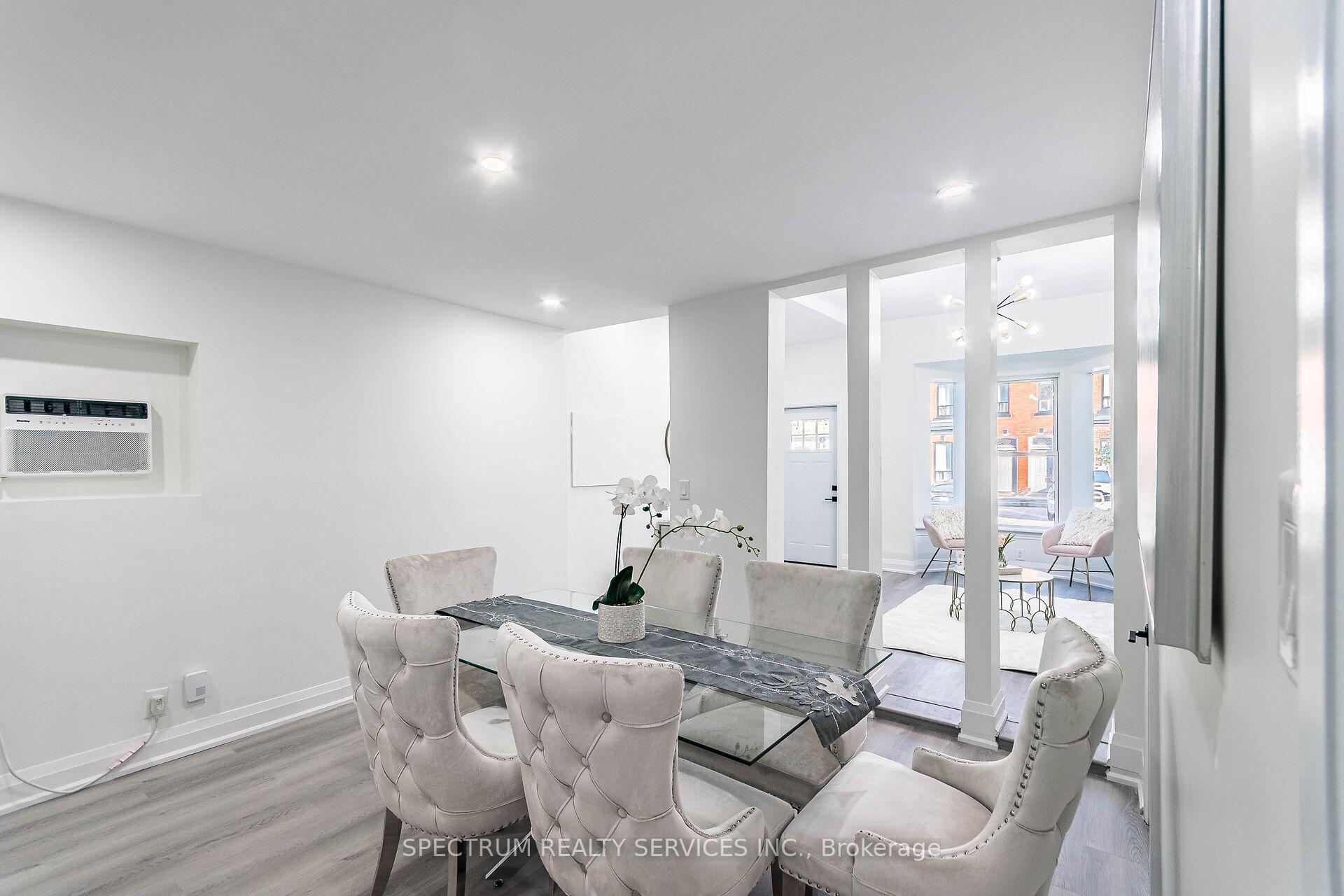 Photo 10 of 135 East Avenue N, Hamilton, Landsdale — HOMEH