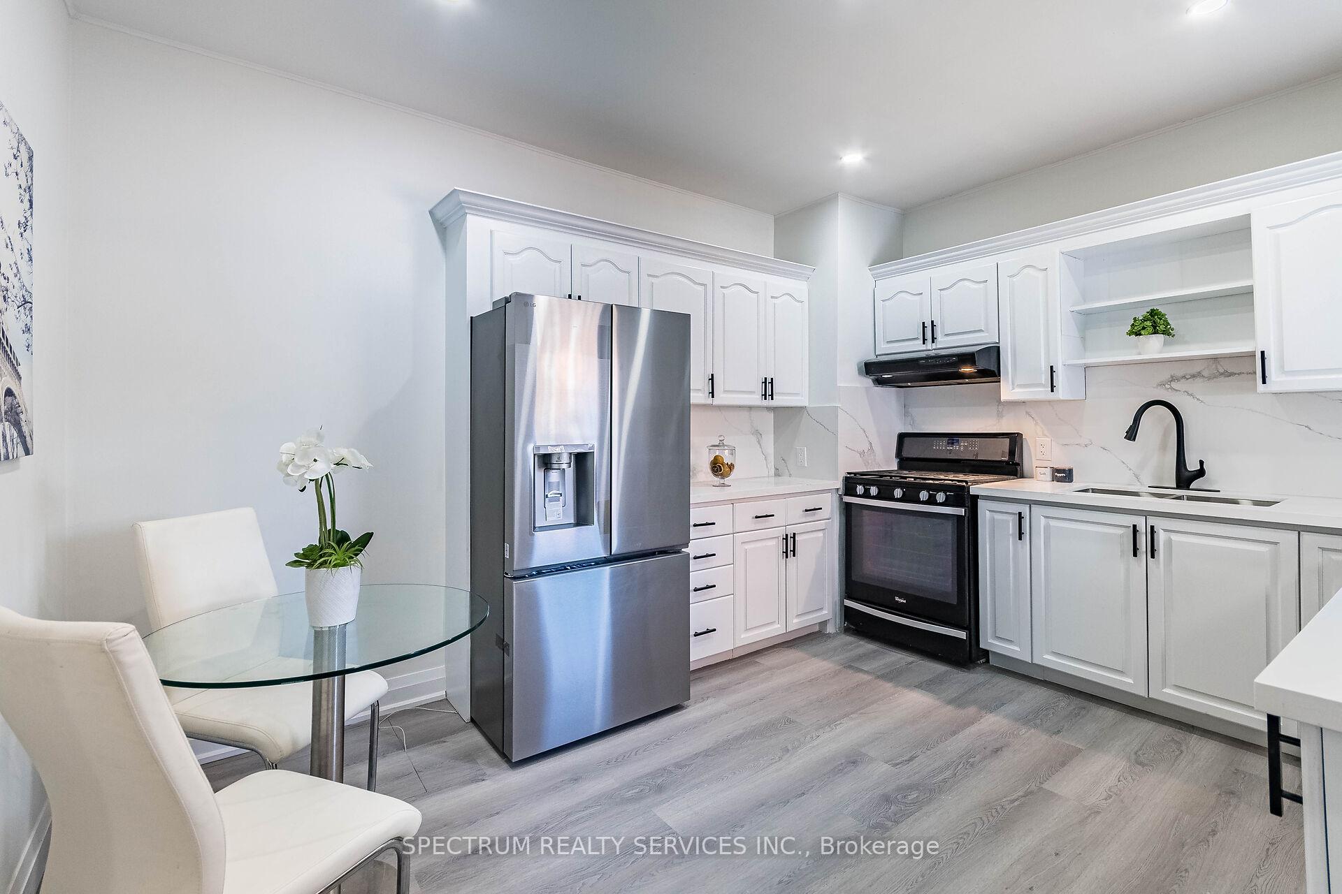 Photo 28 of 135 East Avenue N, Hamilton, Landsdale — HOMEH