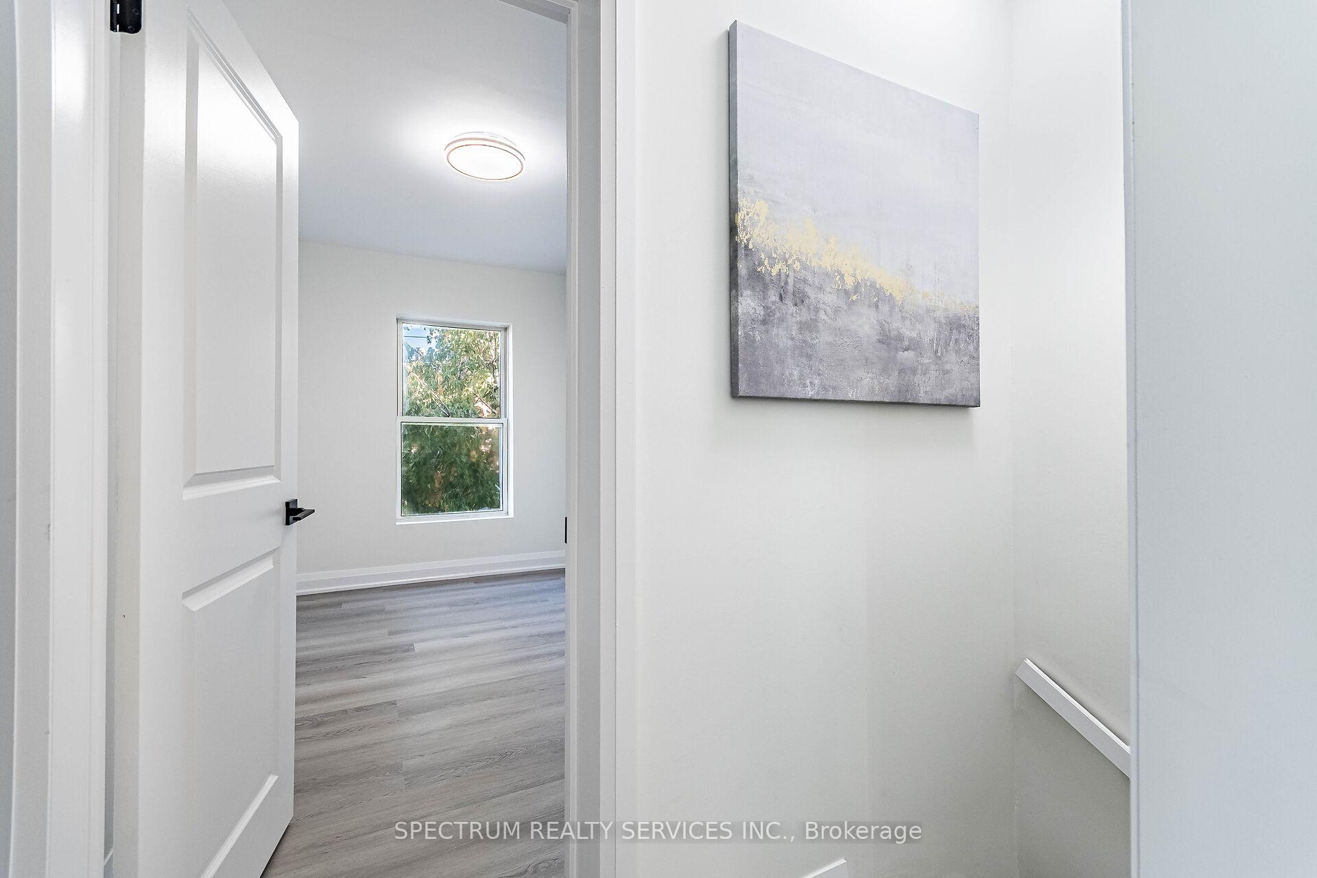 Photo 27 of 135 East Avenue N, Hamilton, Landsdale — HOMEH