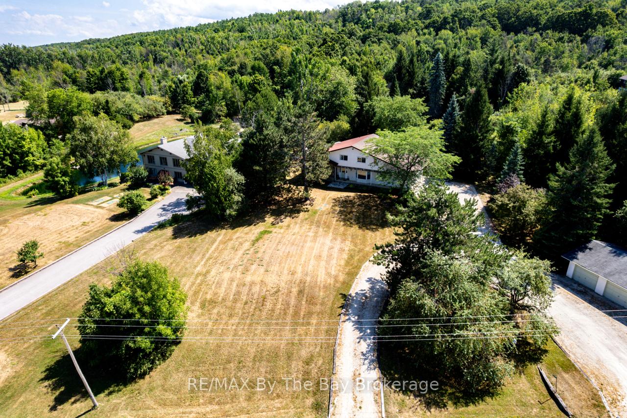 Photo 6 of 8223 30/31 Side Road, Clearview, Rural Clearview — HOMEH