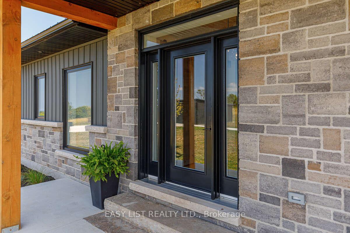 Photo 2 of 317278 Third Line, Meaford — HOMEH