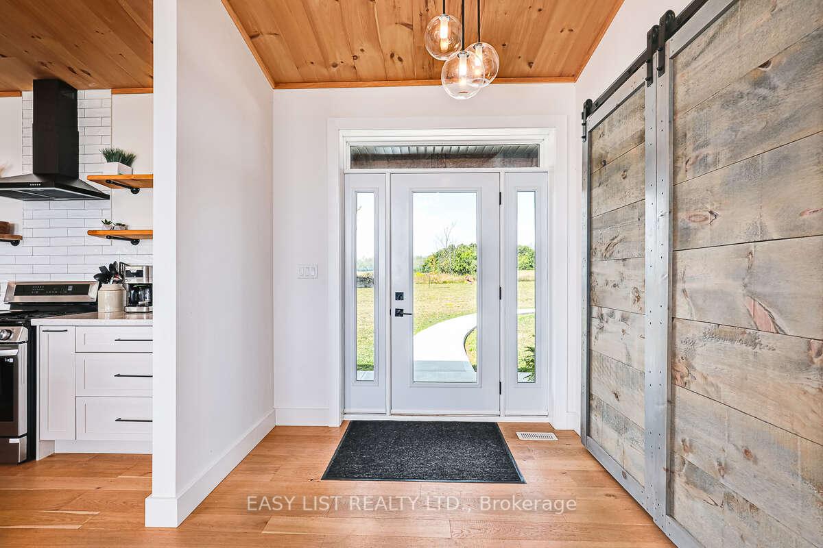 Photo 7 of 317278 Third Line, Meaford — HOMEH
