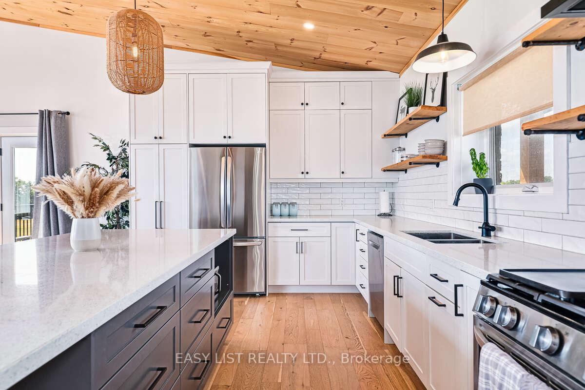 Photo 11 of 317278 Third Line, Meaford — HOMEH