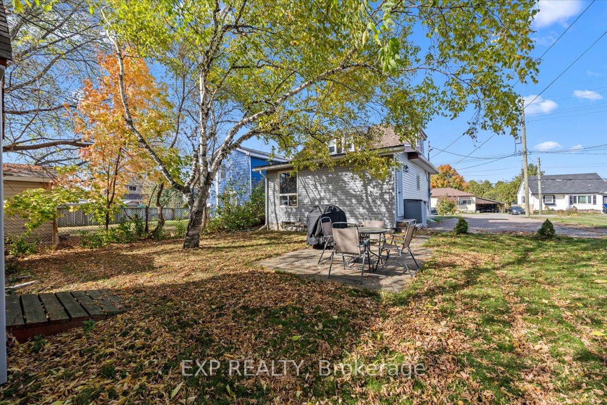 Photo 22 of 377 Lisgar Avenue, Renfrew — HOMEH