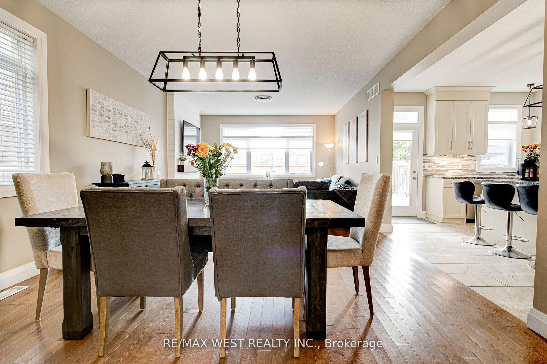 Photo 11 of 68 Challenger Avenue, North Dumfries — HOMEH