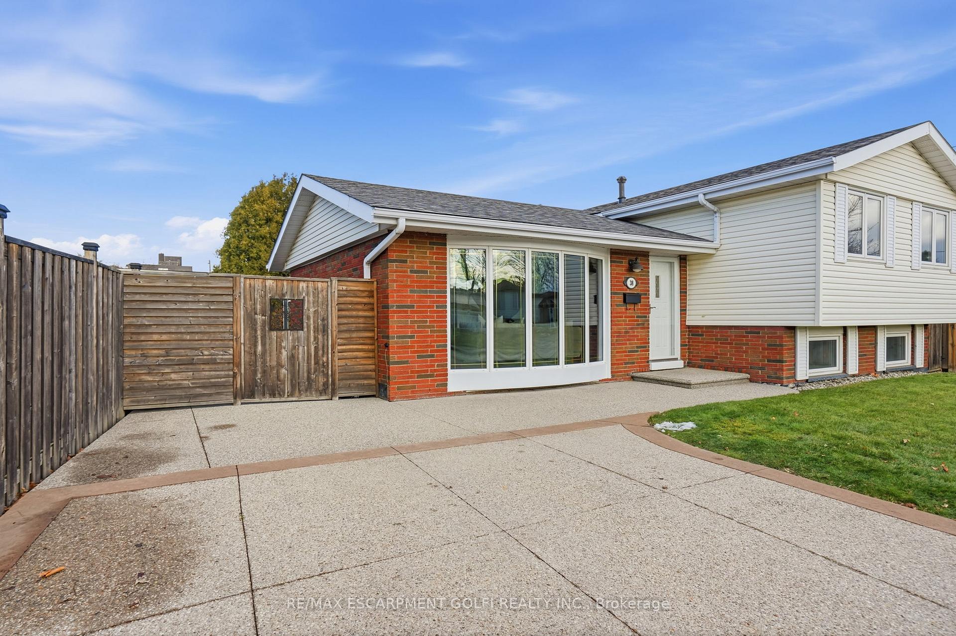 Photo 2 of 38 Coral Drive, Hamilton, Lawfield — HOMEH