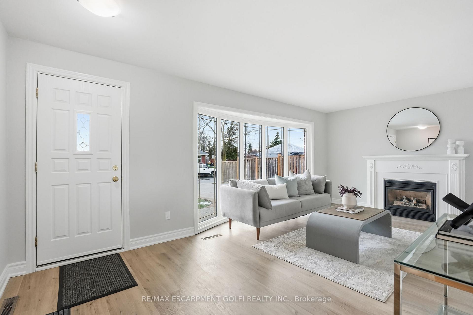 Photo 17 of 38 Coral Drive, Hamilton, Lawfield — HOMEH