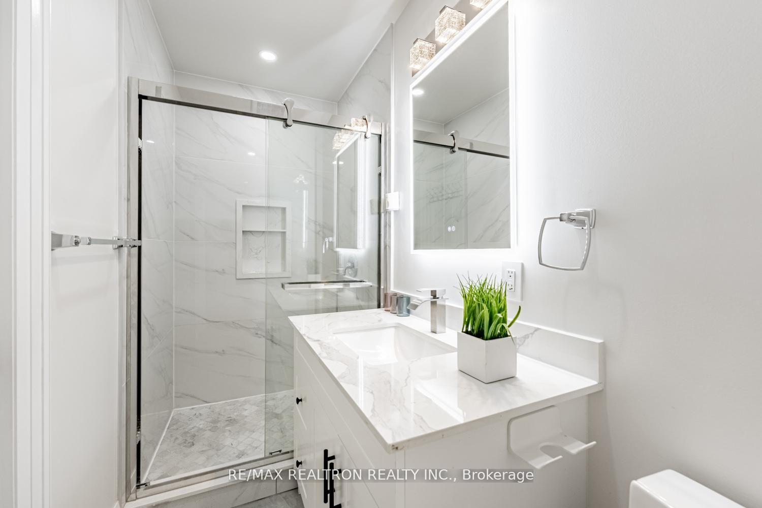 Photo 26 of 79 Blanmora Drive, Hamilton, Stoney Creek — HOMEH