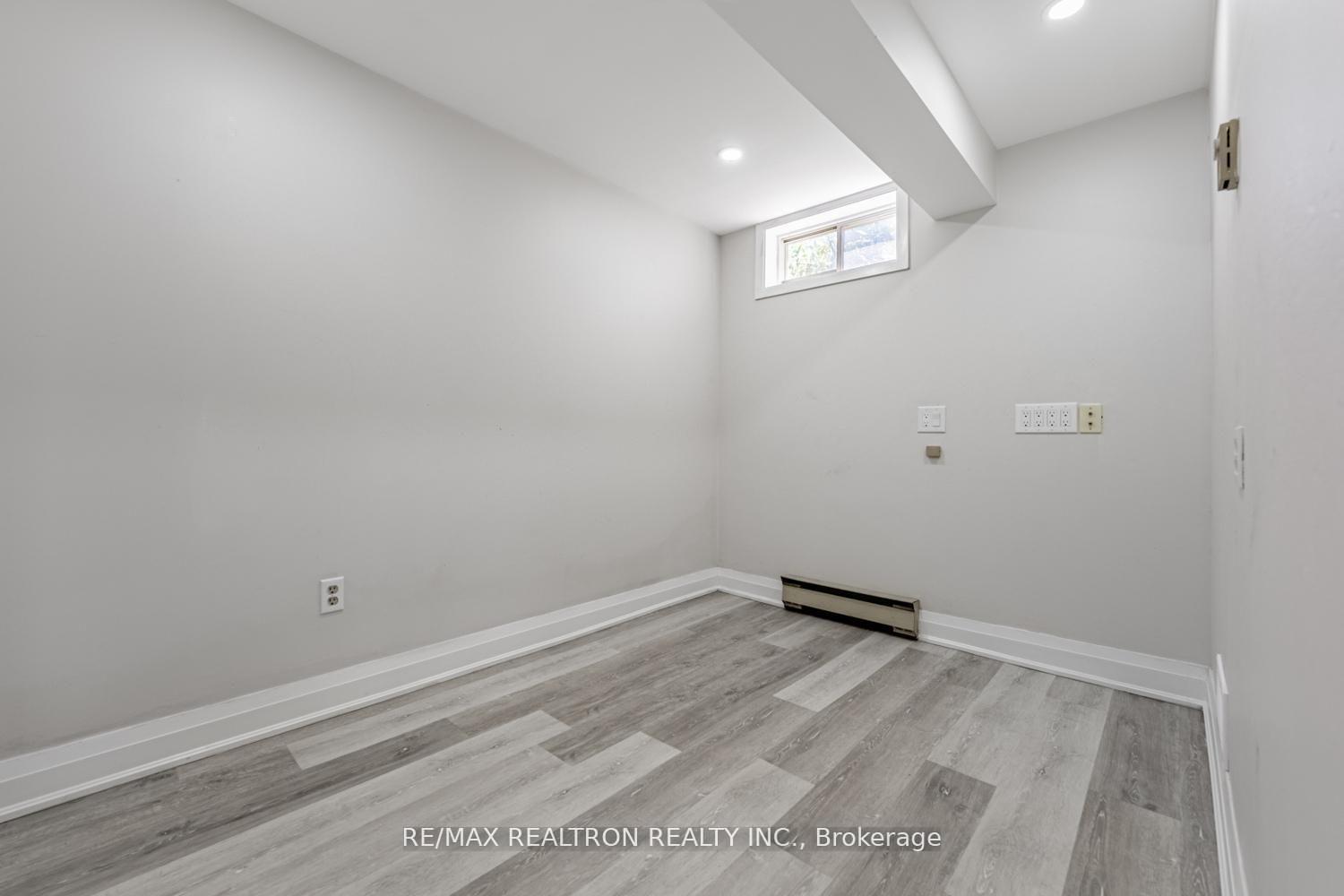 Photo 11 of 79 Blanmora Drive, Hamilton, Stoney Creek — HOMEH