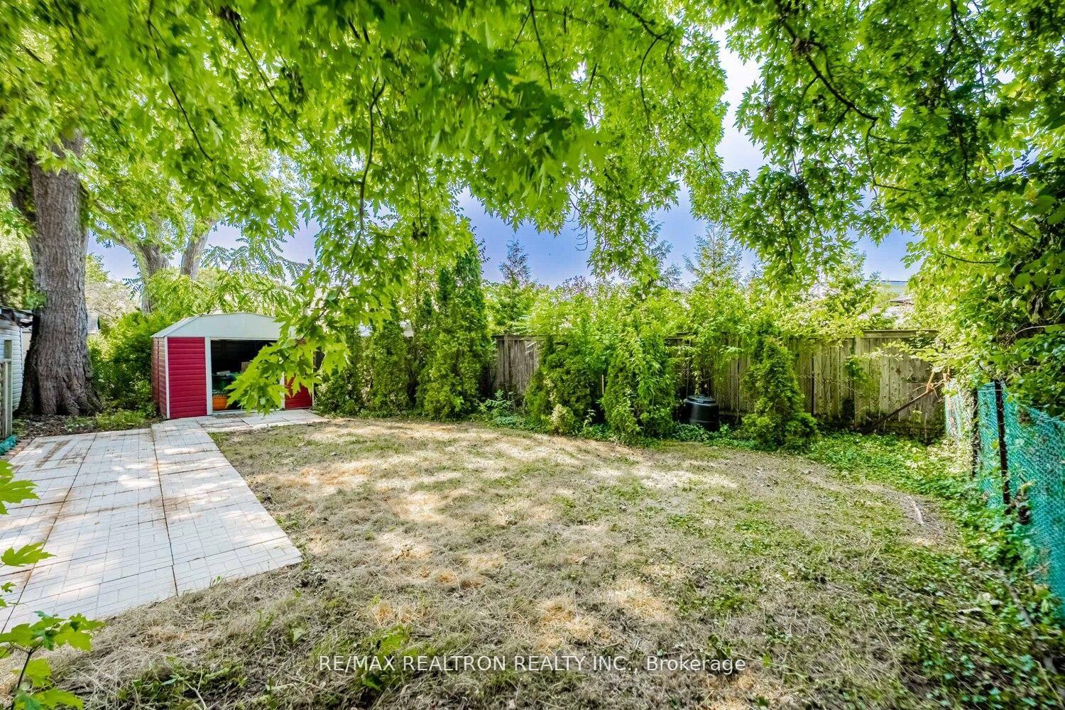 Photo 16 of 79 Blanmora Drive, Hamilton, Stoney Creek — HOMEH