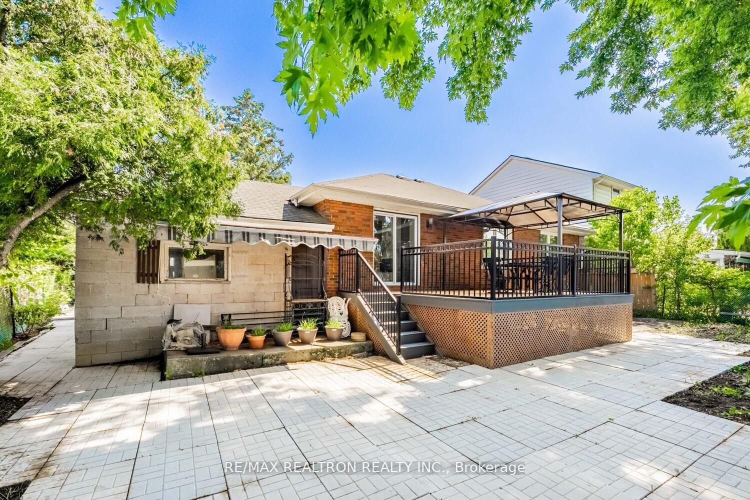 Photo 28 of 79 Blanmora Drive, Hamilton, Stoney Creek — HOMEH