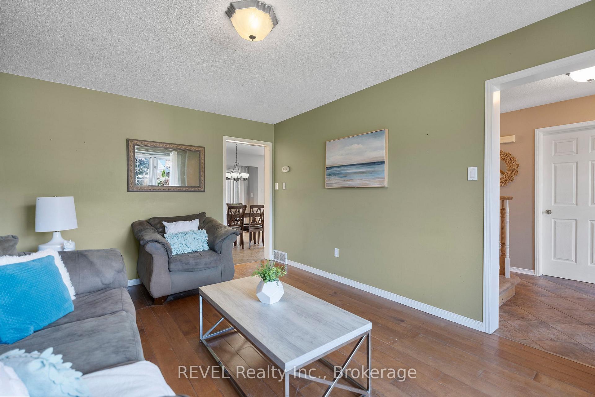 Photo 16 of 19 Crysler Crescent, Thorold, Confederation Heights — HOMEH