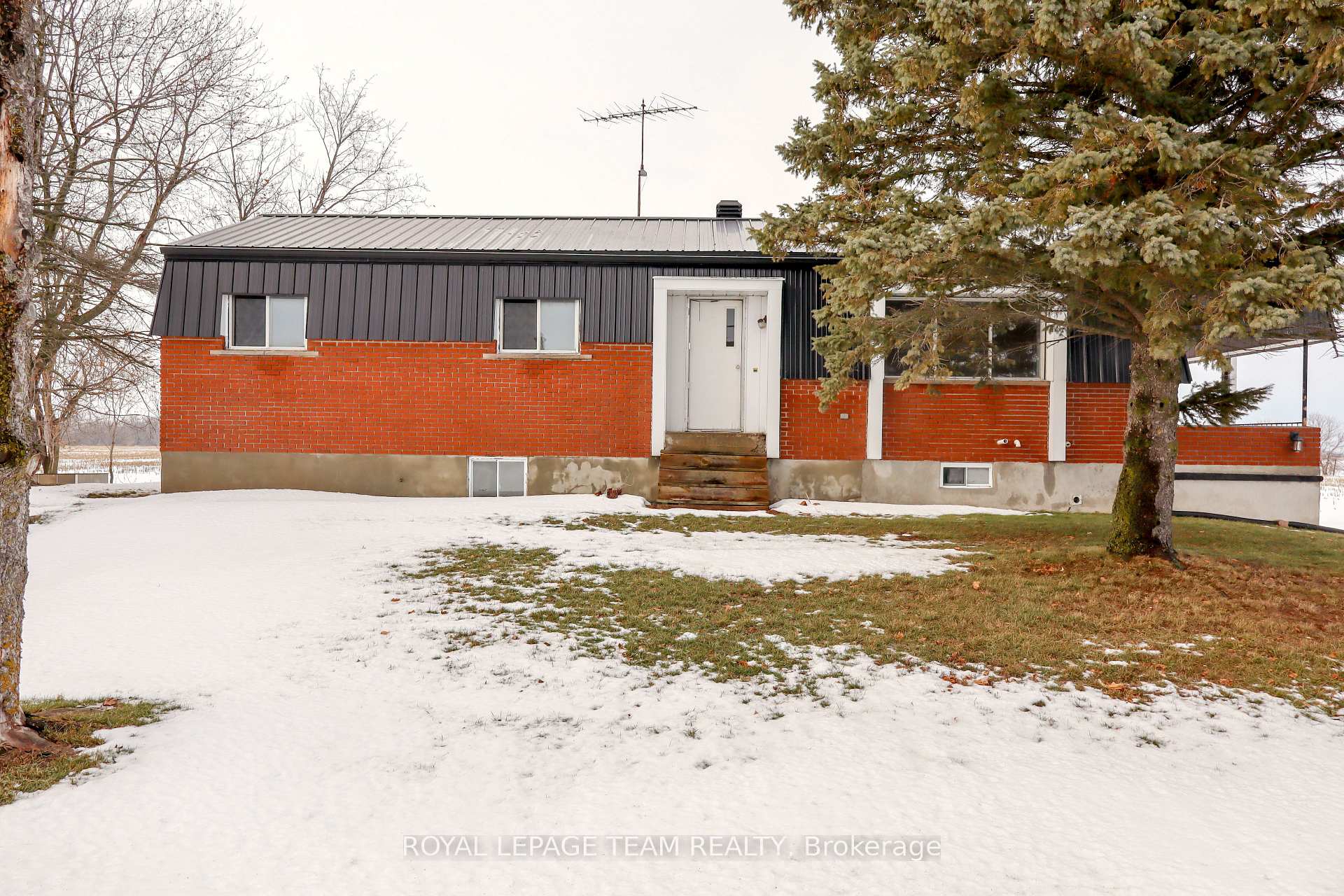 Photo 20 of 12121 Liscumb Road, North Dundas, North Dundas (Winchester) Twp — HOMEH