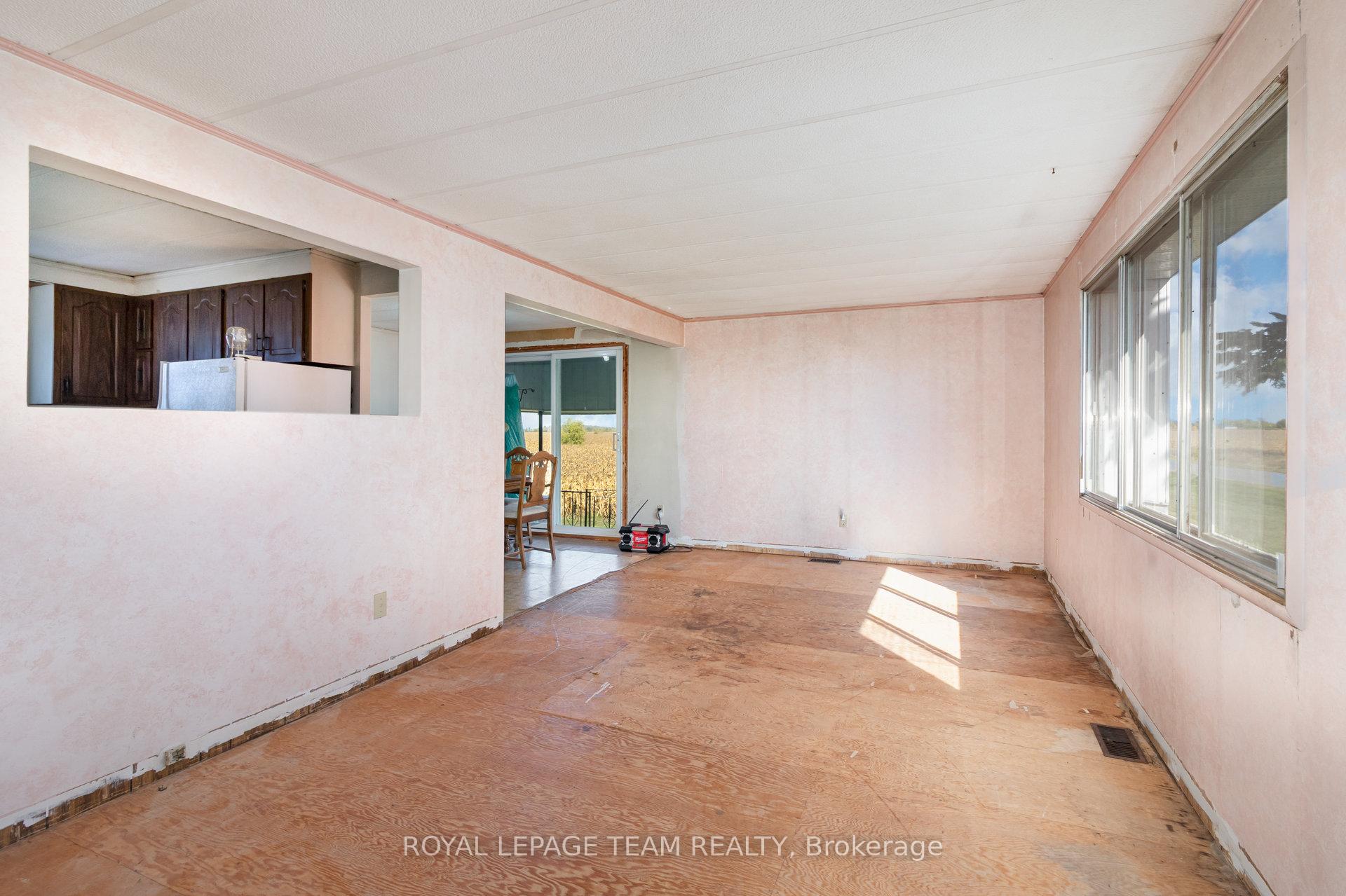 Photo 7 of 12121 Liscumb Road, North Dundas, North Dundas (Winchester) Twp — HOMEH