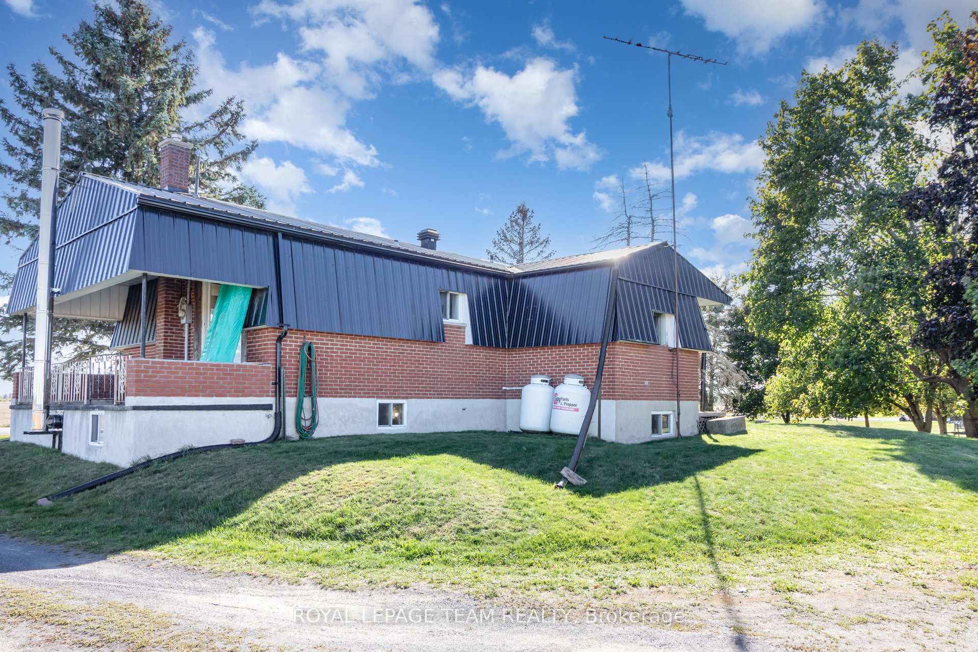 Photo 27 of 12121 Liscumb Road, North Dundas, North Dundas (Winchester) Twp — HOMEH