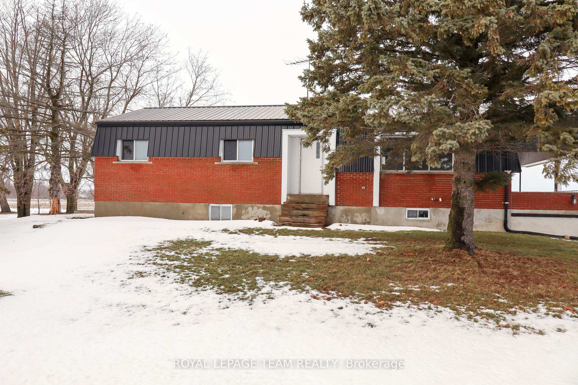 Photo 25 of 12121 Liscumb Road, North Dundas, North Dundas (Winchester) Twp — HOMEH