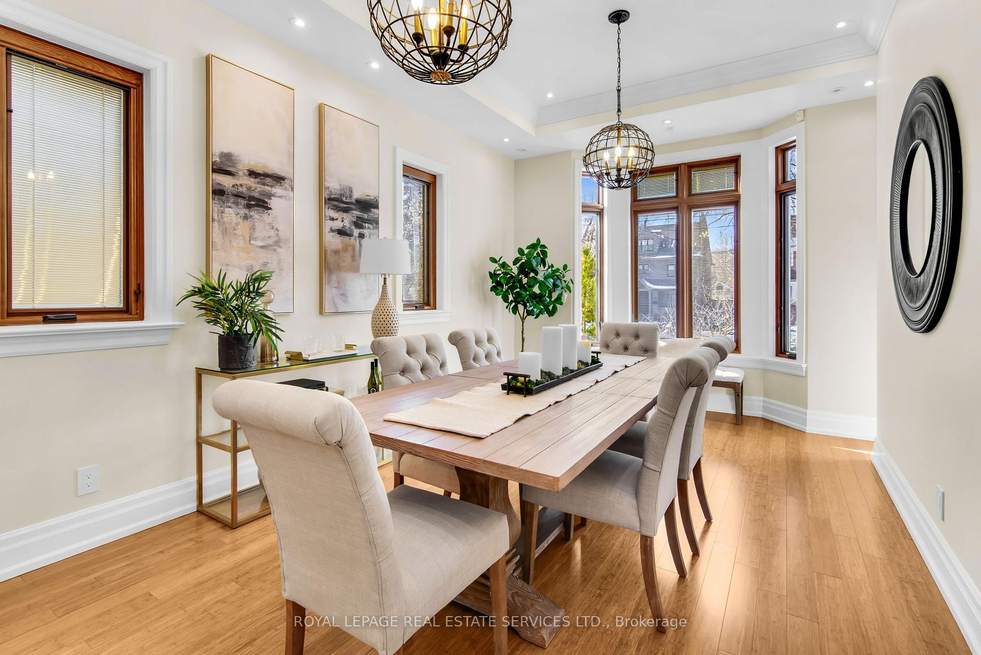 Photo 3 of 441 Oriole Parkway, Toronto, Yonge-Eglinton — HOMEH