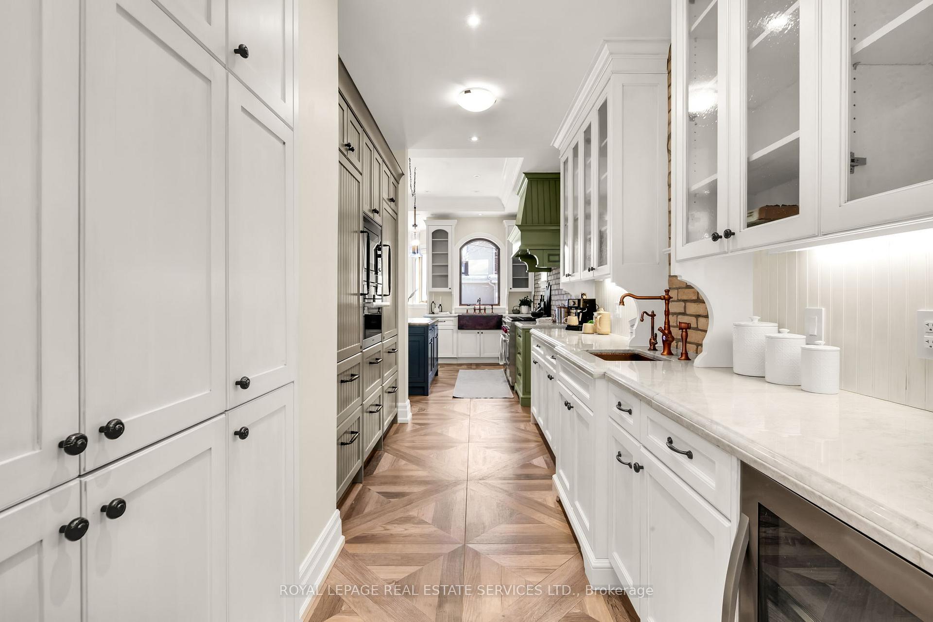 Photo 38 of 441 Oriole Parkway, Toronto, Yonge-Eglinton — HOMEH