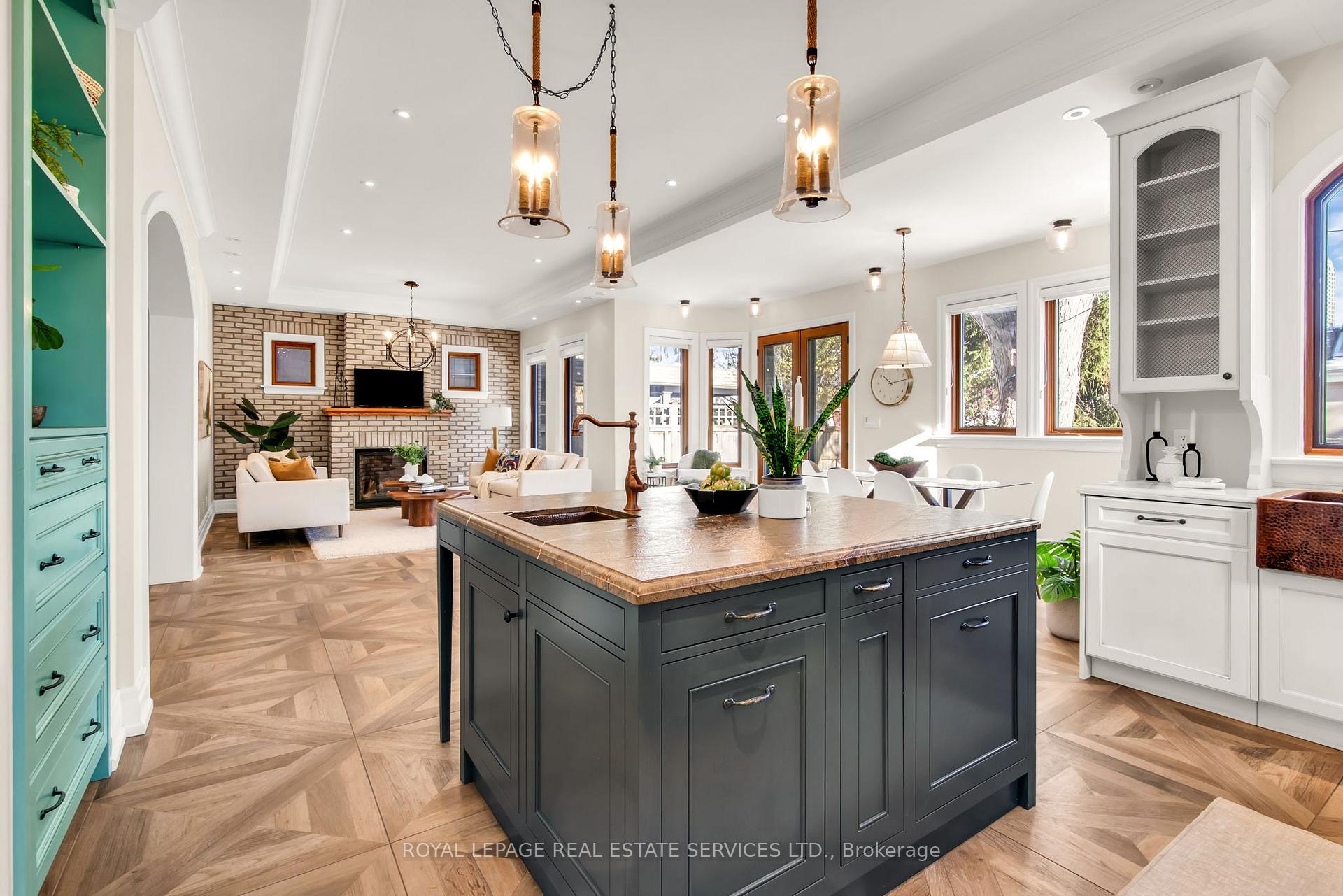 Photo 17 of 441 Oriole Parkway, Toronto, Yonge-Eglinton — HOMEH