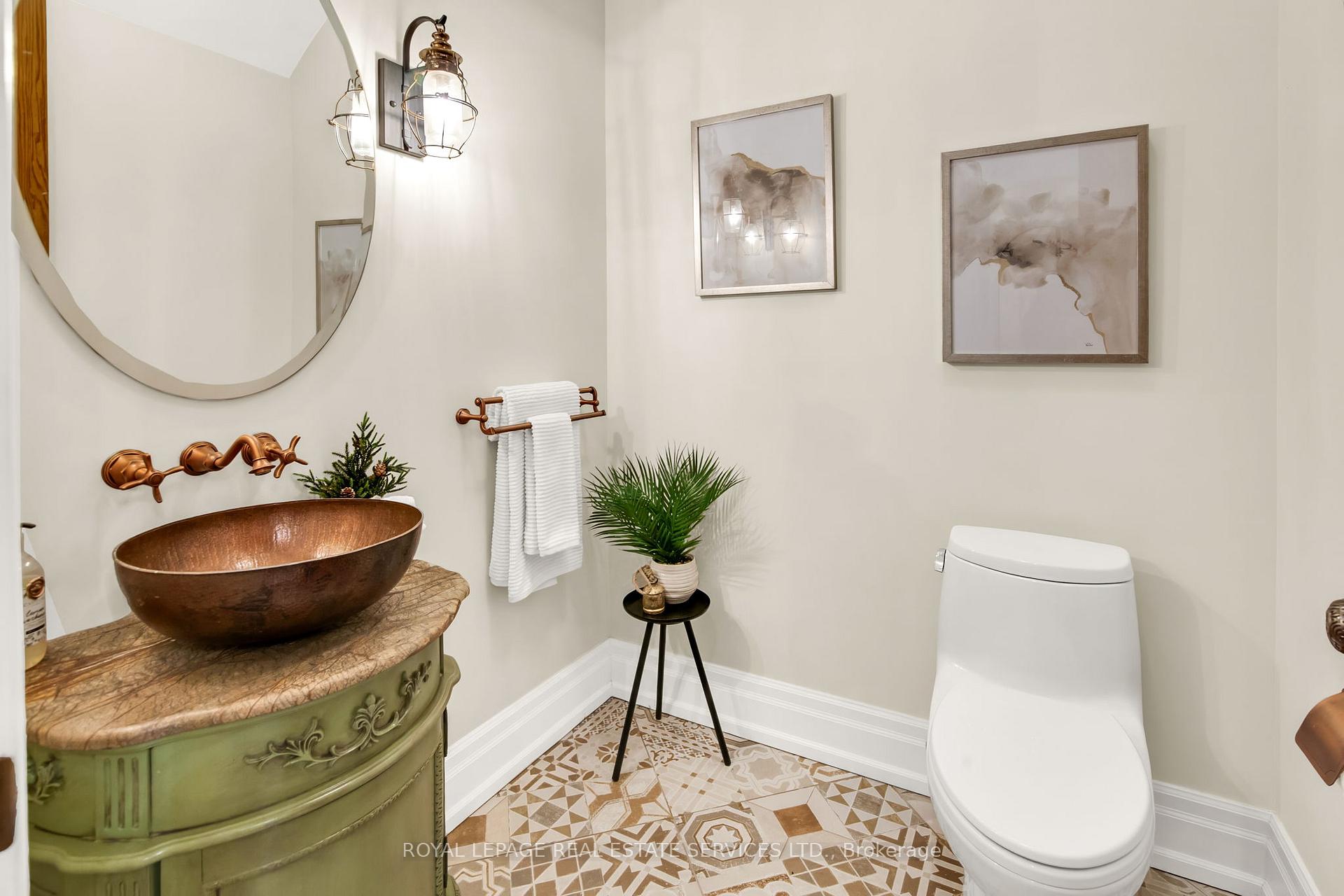 Photo 22 of 441 Oriole Parkway, Toronto, Yonge-Eglinton — HOMEH