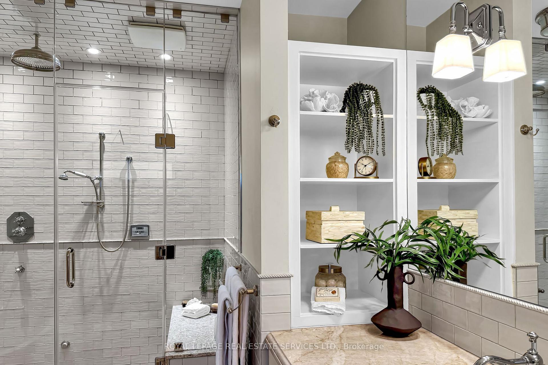 Photo 13 of 441 Oriole Parkway, Toronto, Yonge-Eglinton — HOMEH
