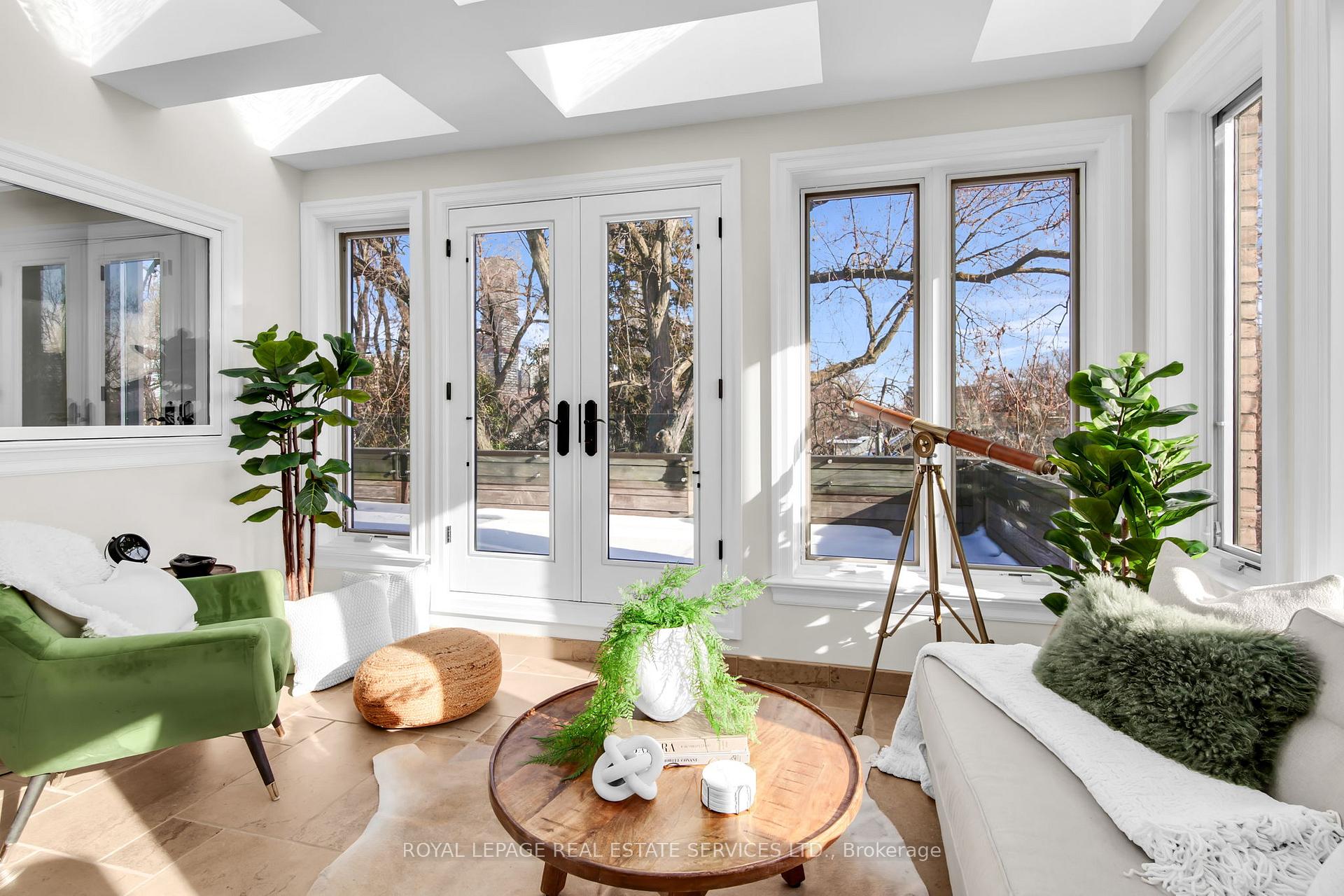 Photo 16 of 441 Oriole Parkway, Toronto, Yonge-Eglinton — HOMEH