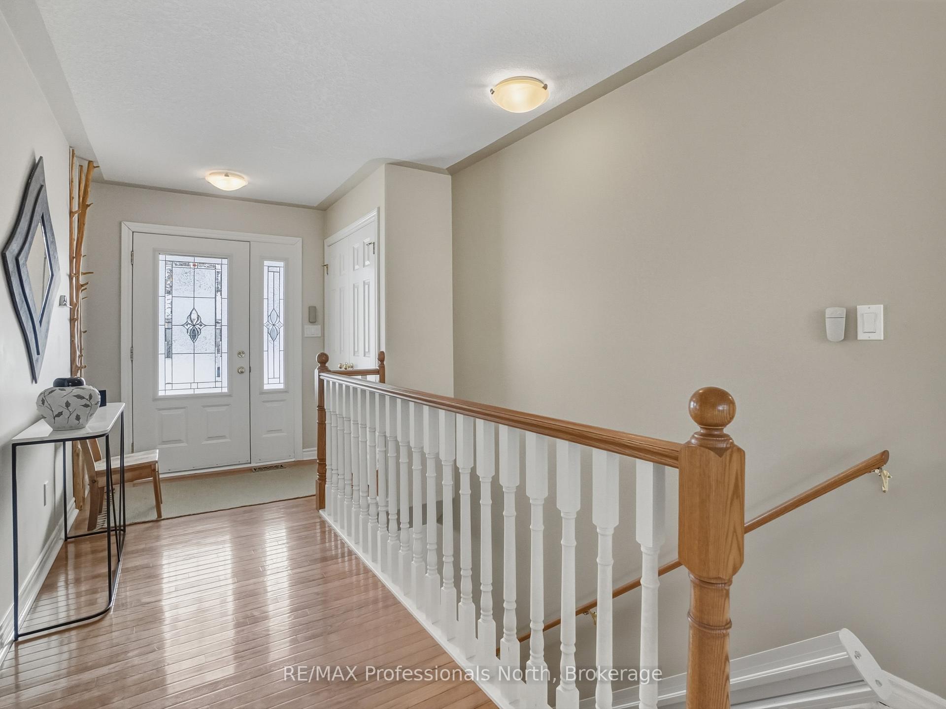 Photo 7 of 77 Ewing Street, Bracebridge, Monck (Bracebridge) — HOMEH