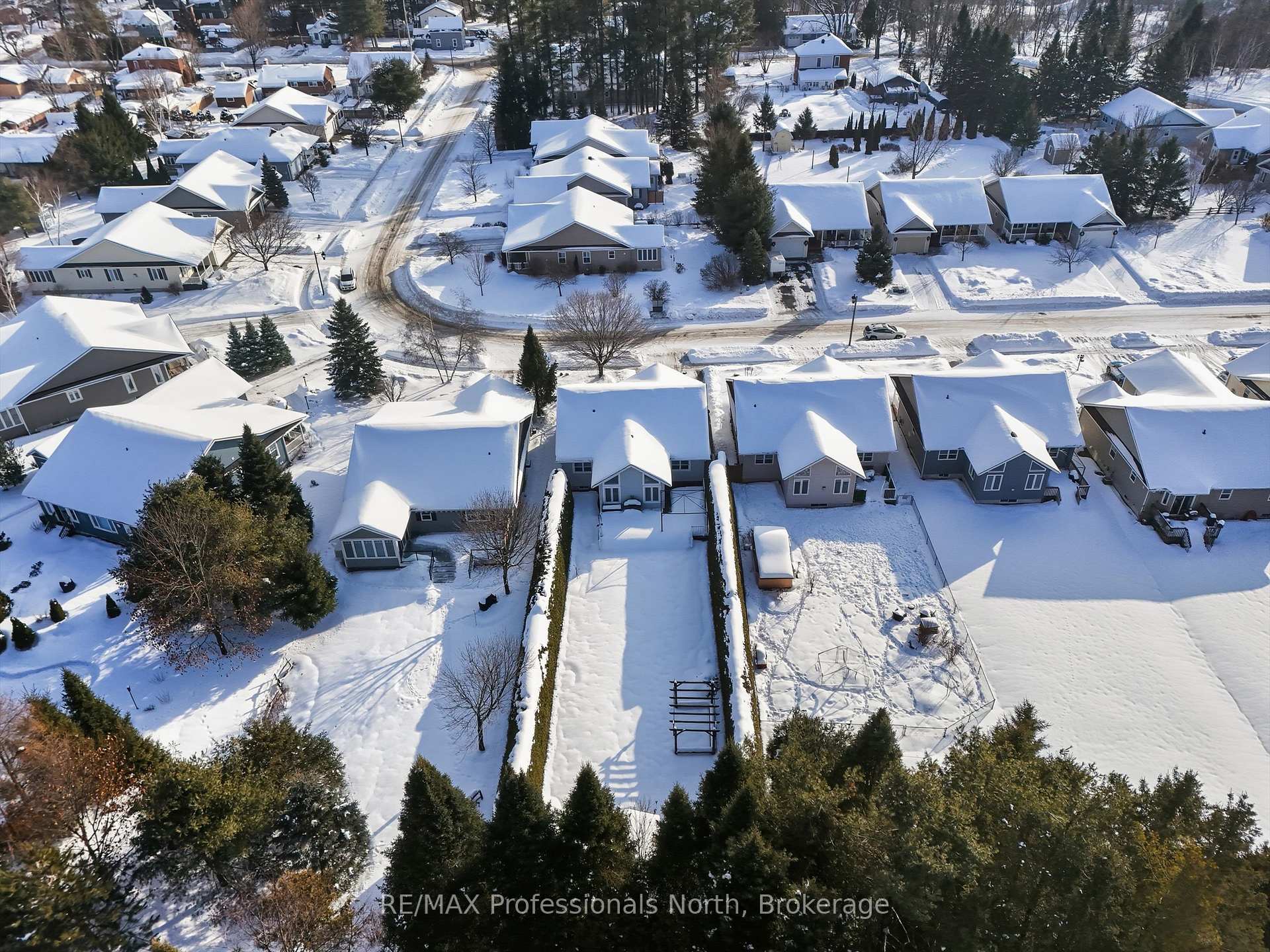 Photo 31 of 77 Ewing Street, Bracebridge, Monck (Bracebridge) — HOMEH