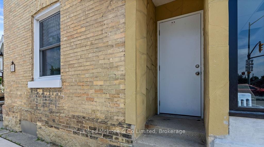 Photo 3 of 4 Elora Street N, Minto — HOMEH