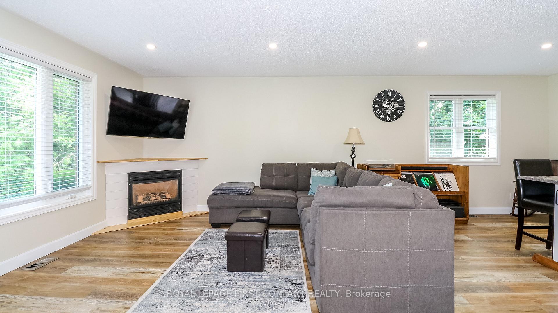 Photo 16 of 1 Mariposa Drive, Orillia — HOMEH