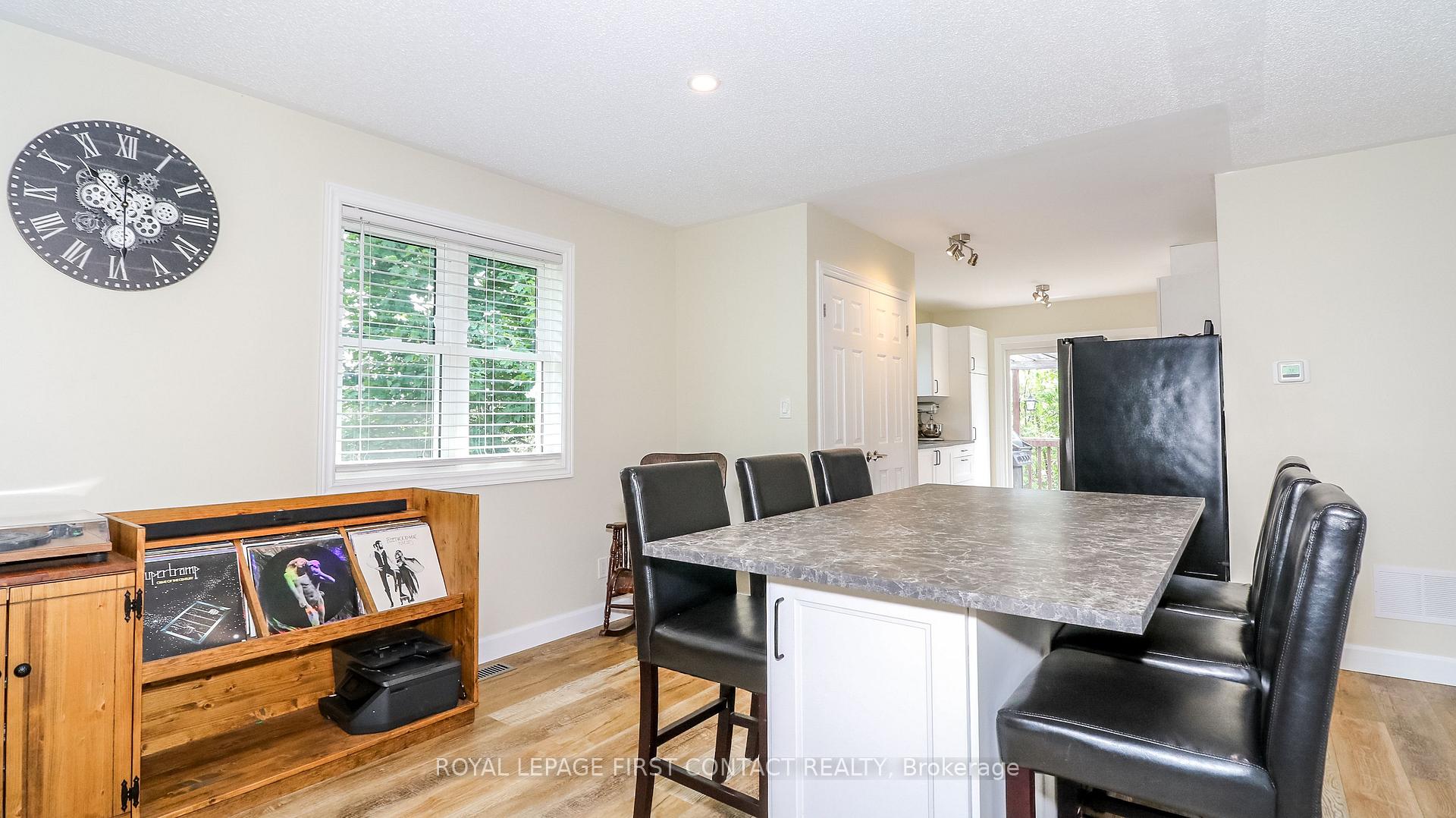 Photo 5 of 1 Mariposa Drive, Orillia — HOMEH