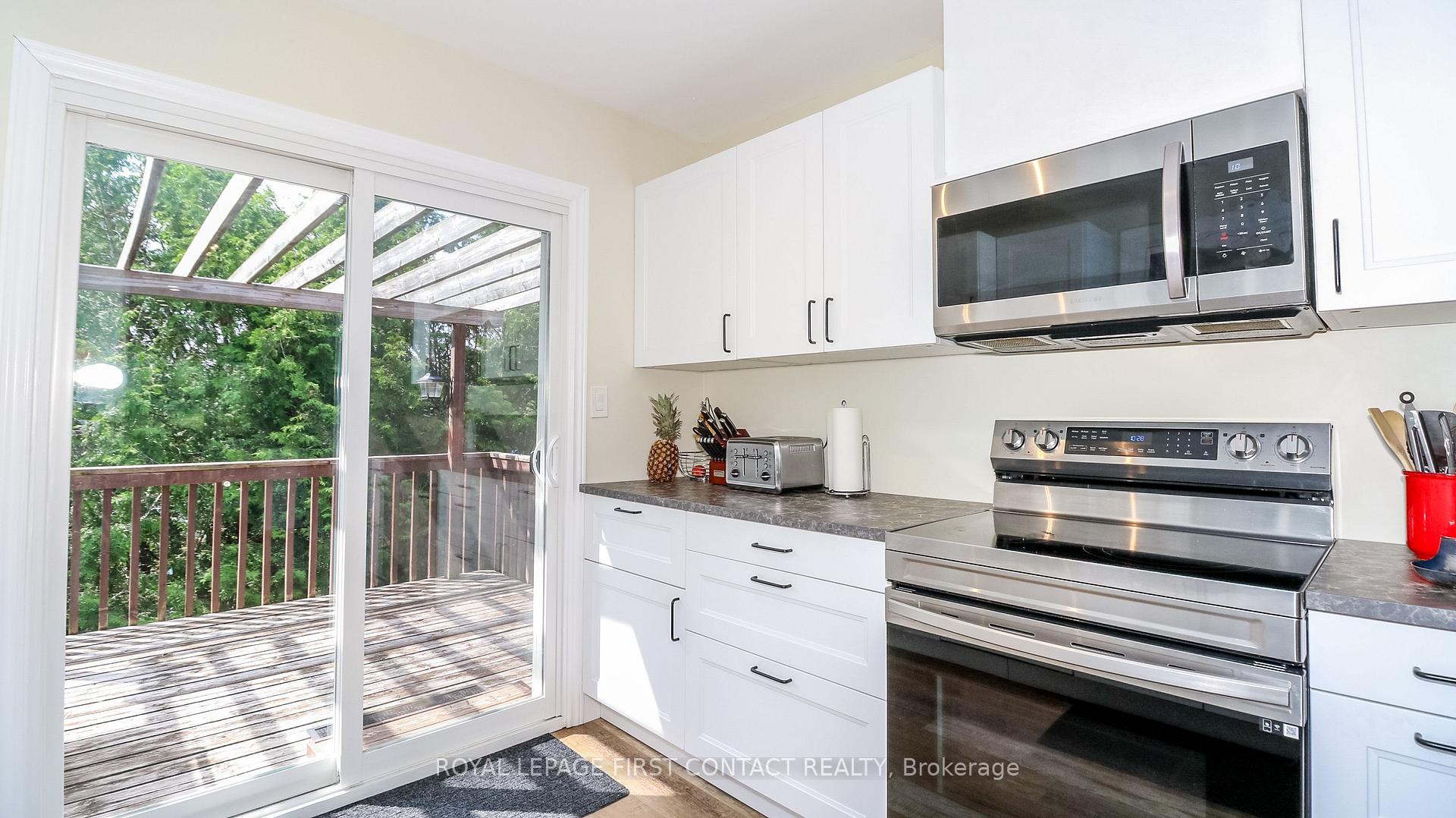 Photo 25 of 1 Mariposa Drive, Orillia — HOMEH