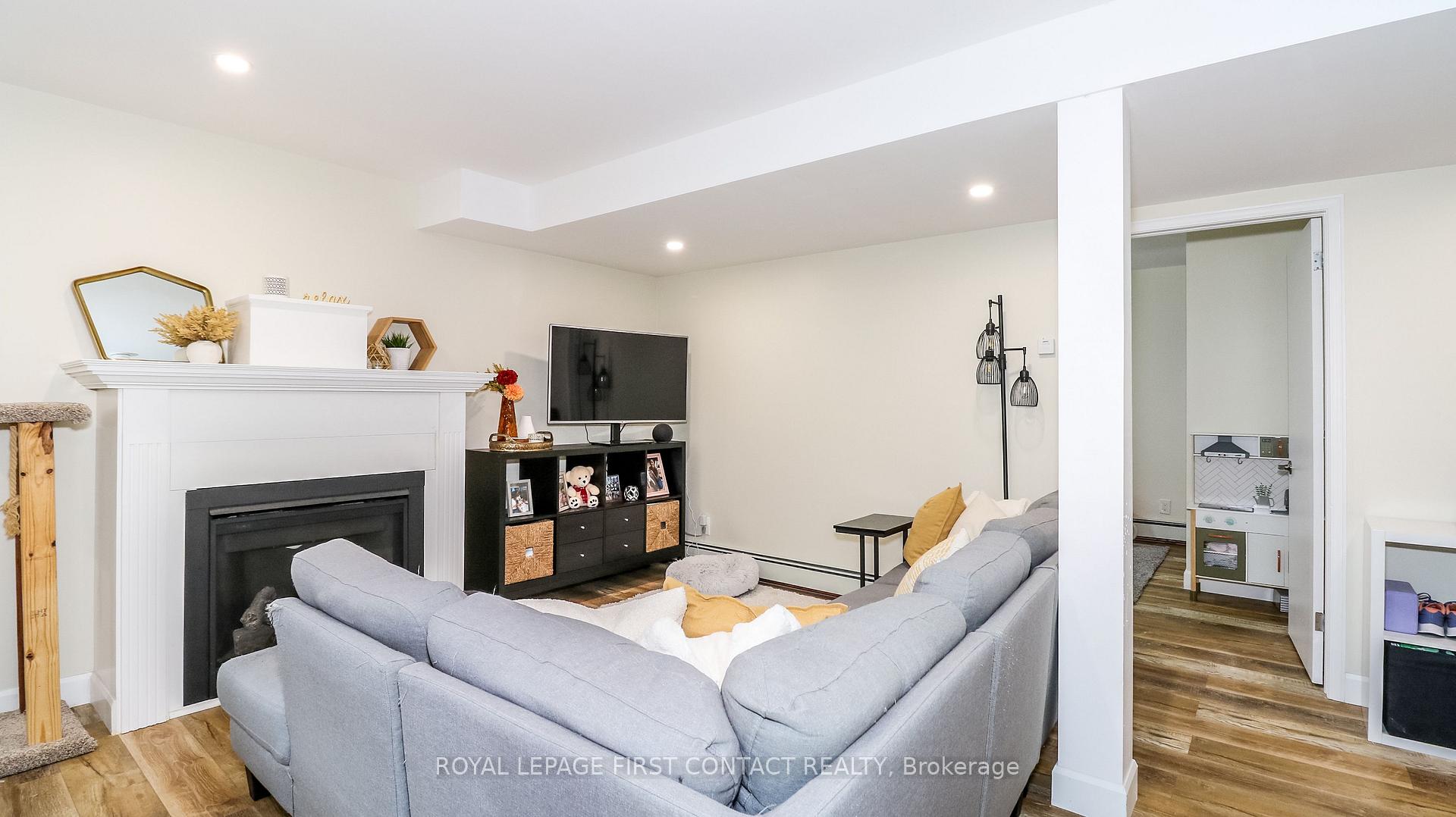 Photo 24 of 1 Mariposa Drive, Orillia — HOMEH