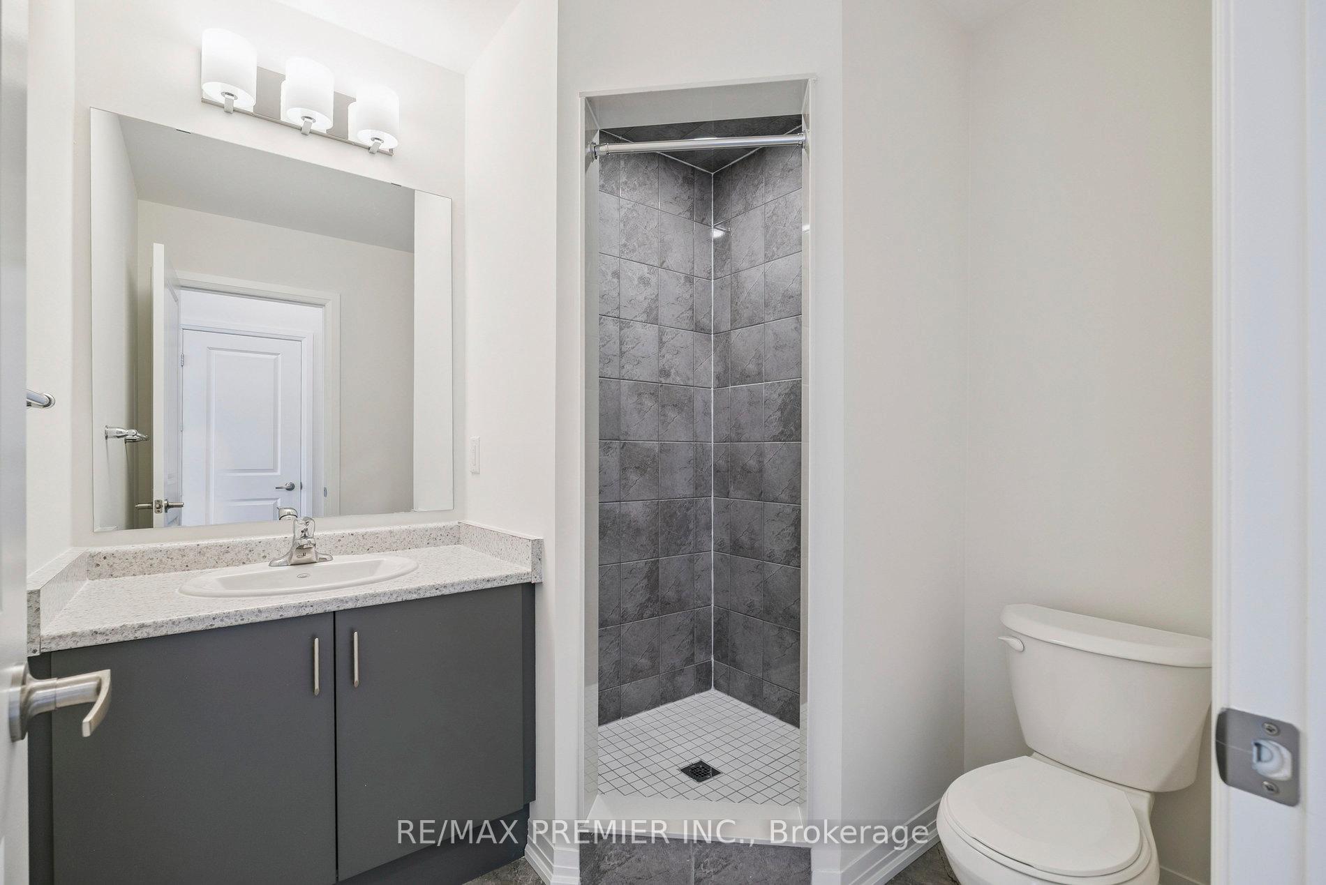 Photo 17 of 38 Cherry Hill Lane, Barrie, Painswick South — HOMEH