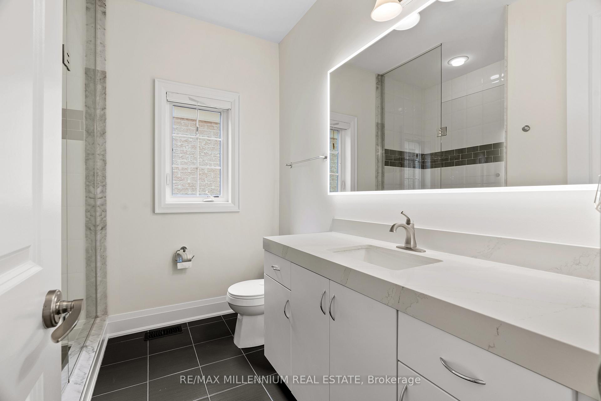 Photo 12 of 51 Legendary Circle, Brampton, Brampton West — HOMEH