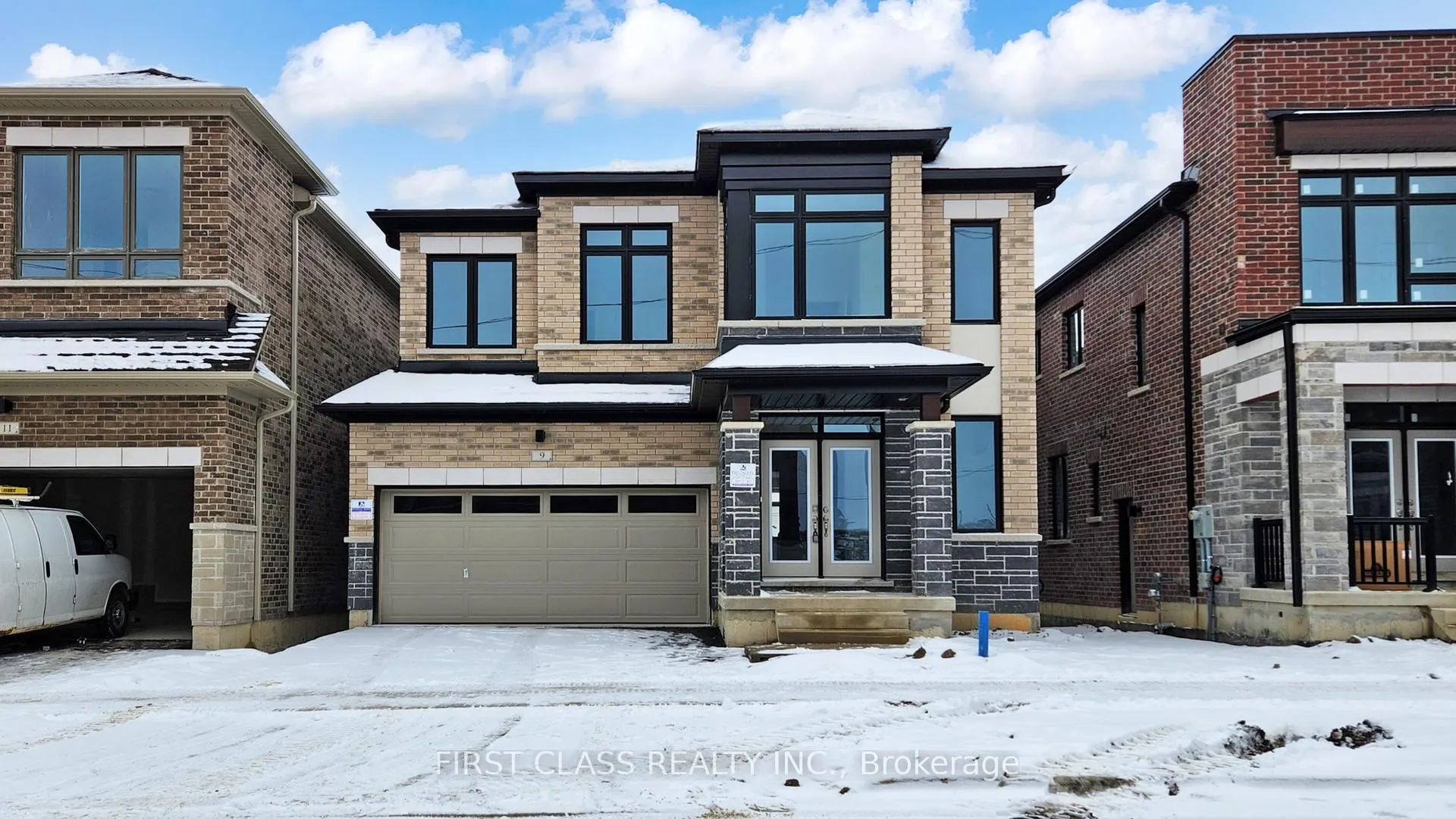 Front of 9 Percheron Court