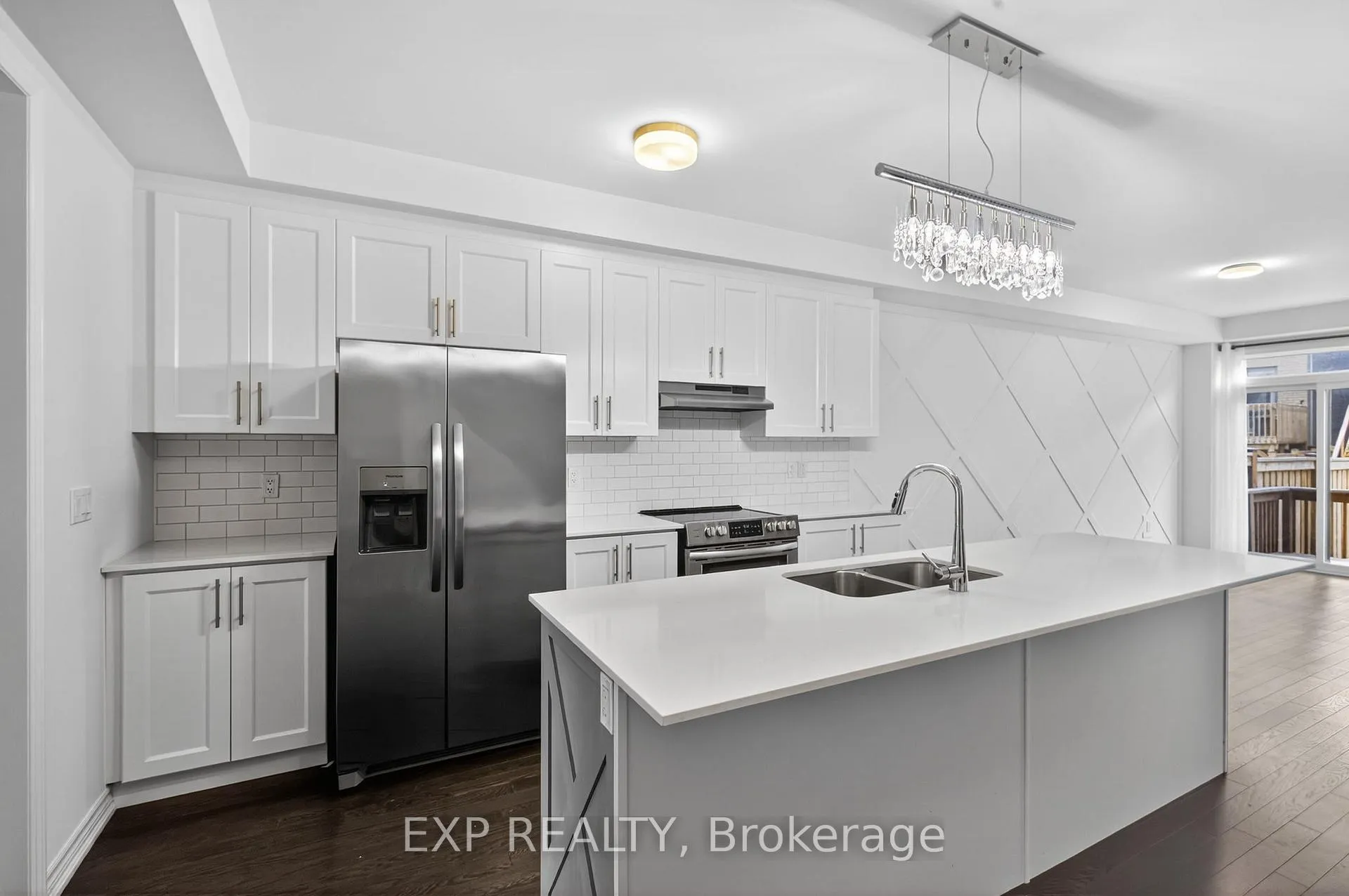 Photo 7 of 1467 Blackmore Street, Innisfil, Alcona — HOMEH
