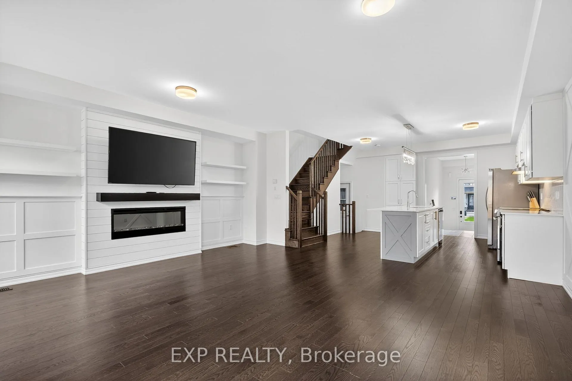 Photo 14 of 1467 Blackmore Street, Innisfil, Alcona — HOMEH