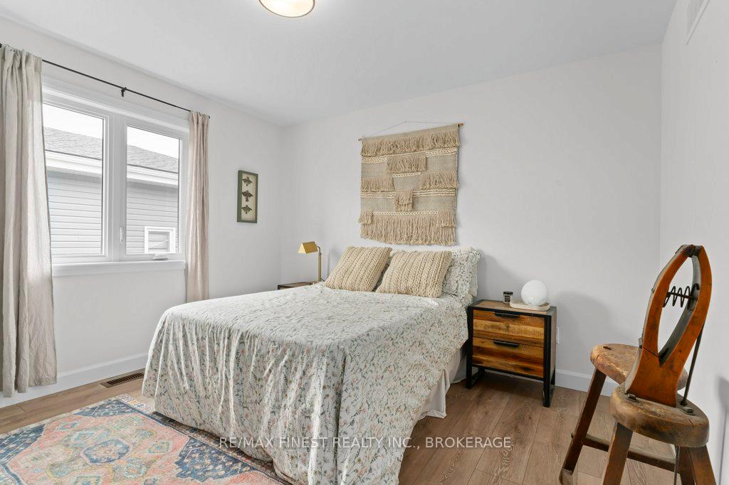 Photo 36 of 313 Pratt Drive, Loyalist, Amherstview — HOMEH